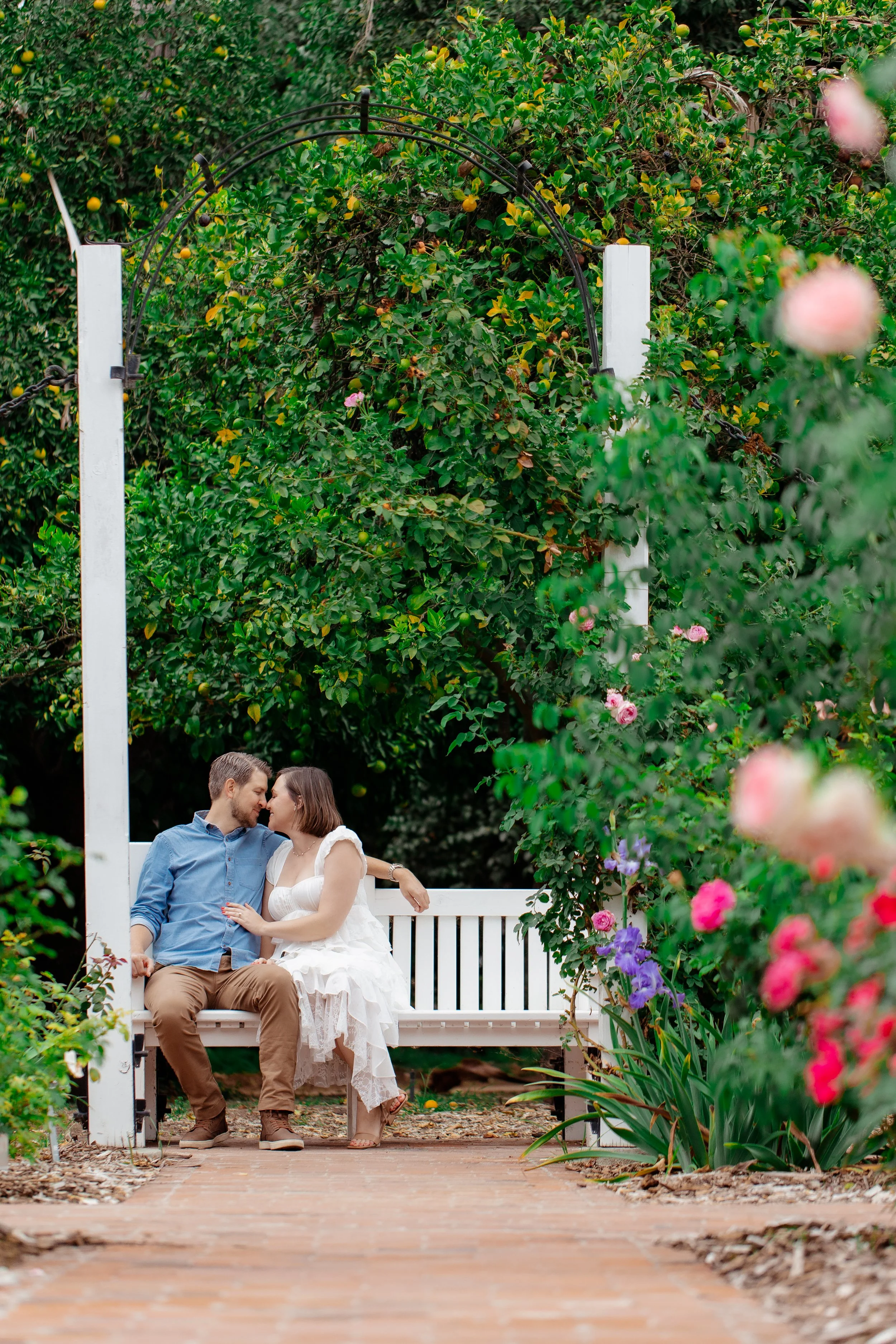 arboretum engagement photography (19).jpg