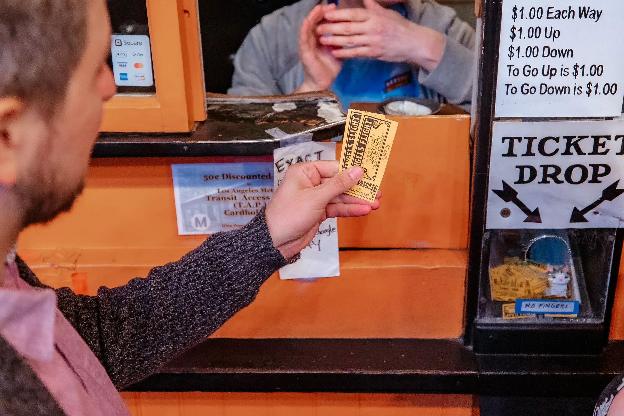 dtla engagement photographer (6).jpg