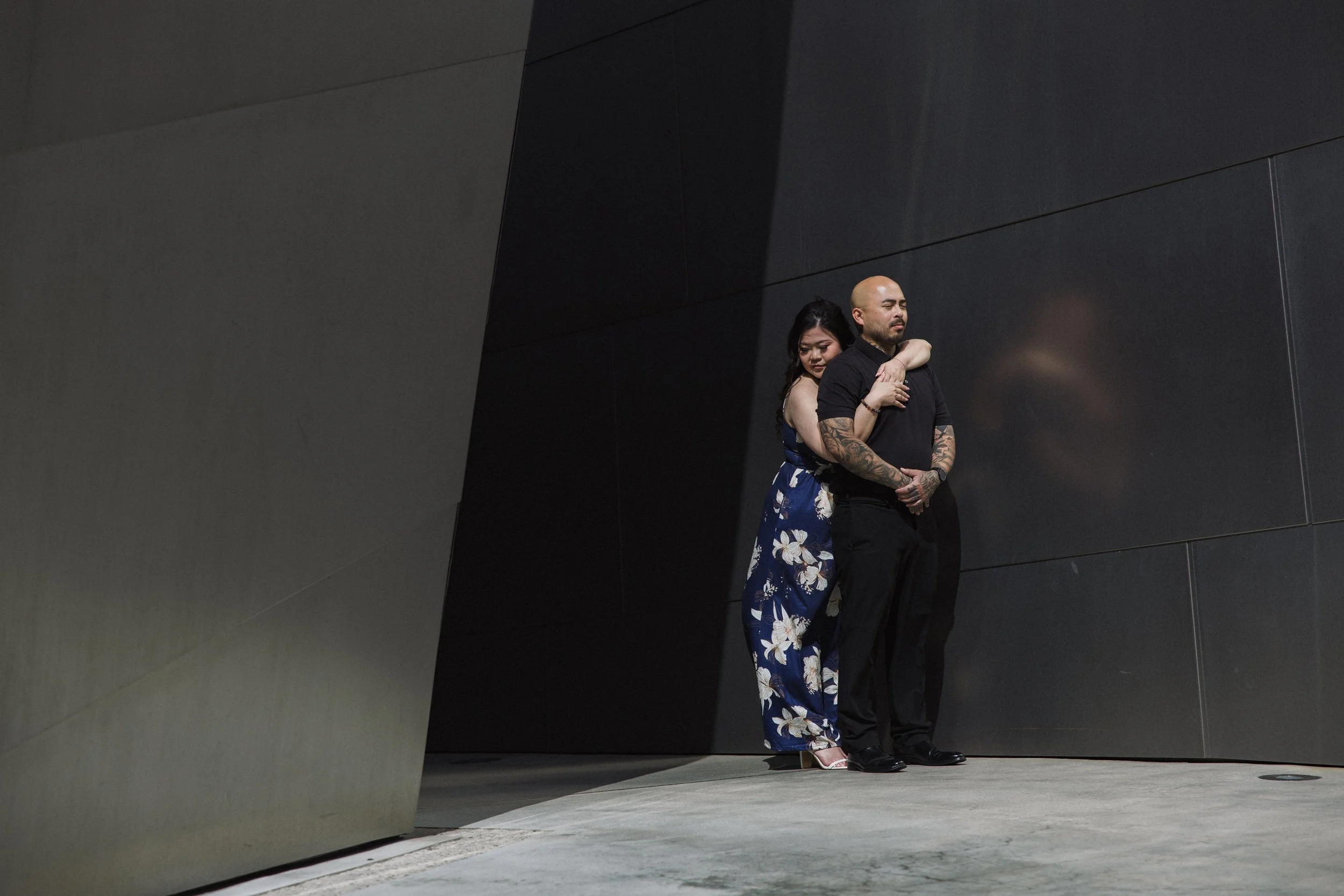 disney concert hall engagement photography (37).jpg