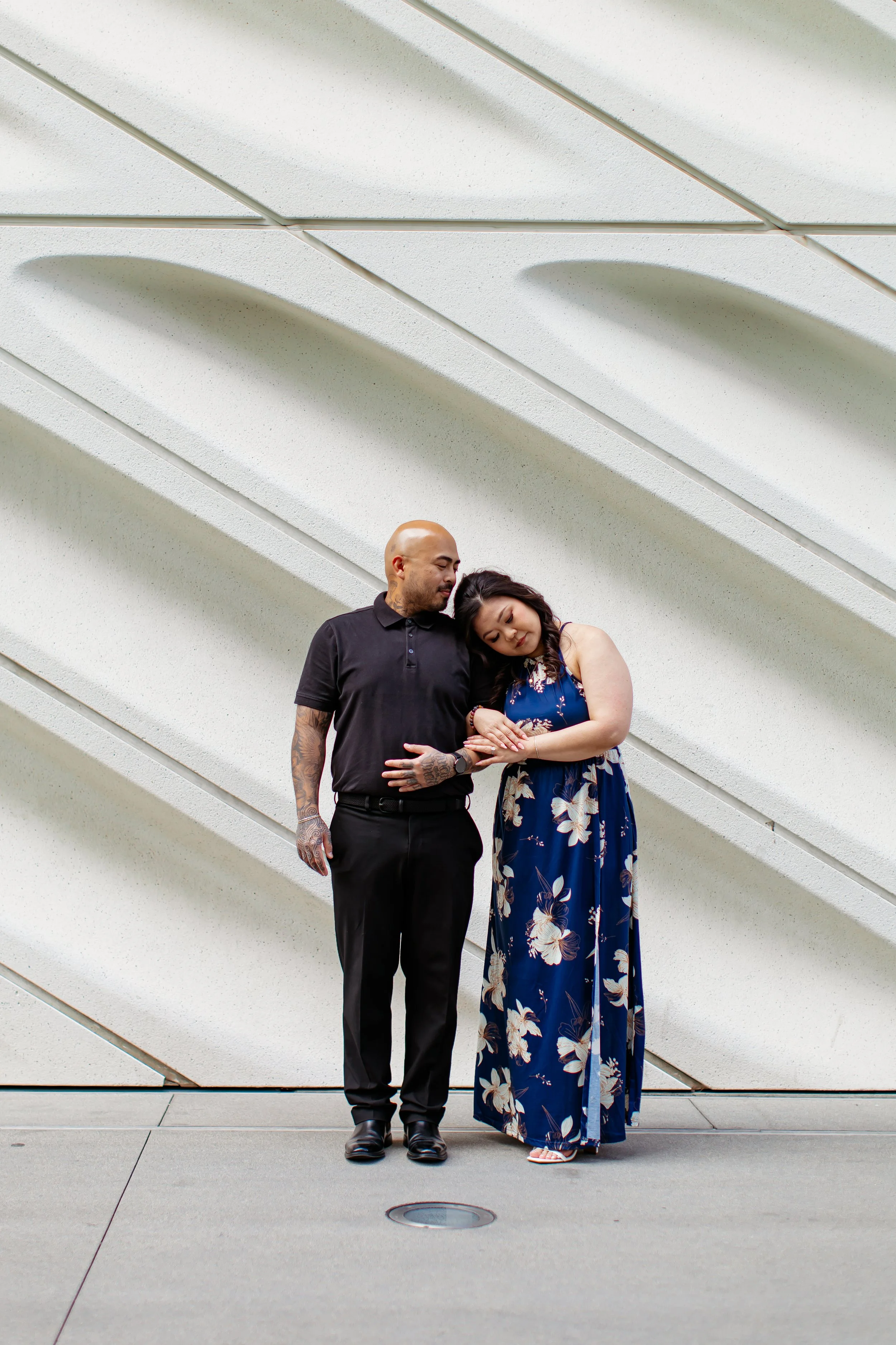 disney concert hall engagement photography (21).jpg