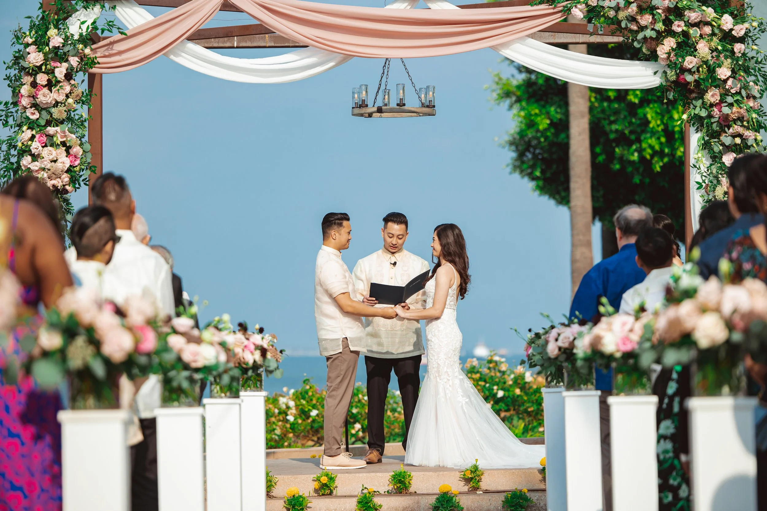 Hotel Maya Wedding Photography (70).jpg
