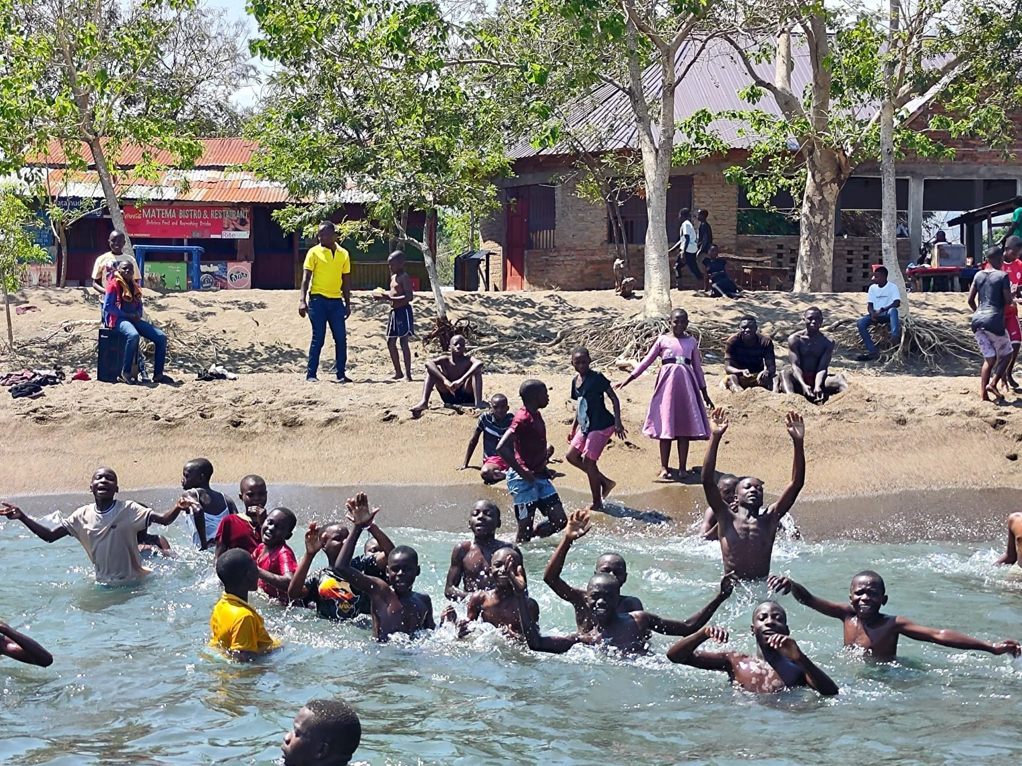 Cuatro años caminando juntos: por qué tu apoyo es hoy más necesario que nunca
