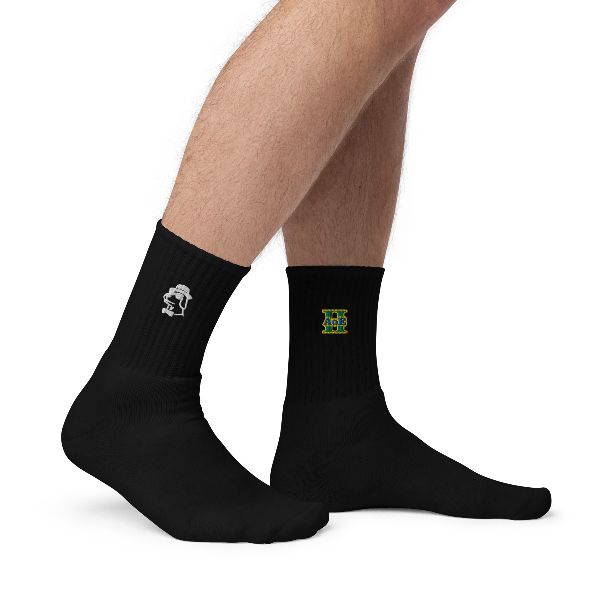 embroidered-crew-socks-black-right-68766c9b40d69.png