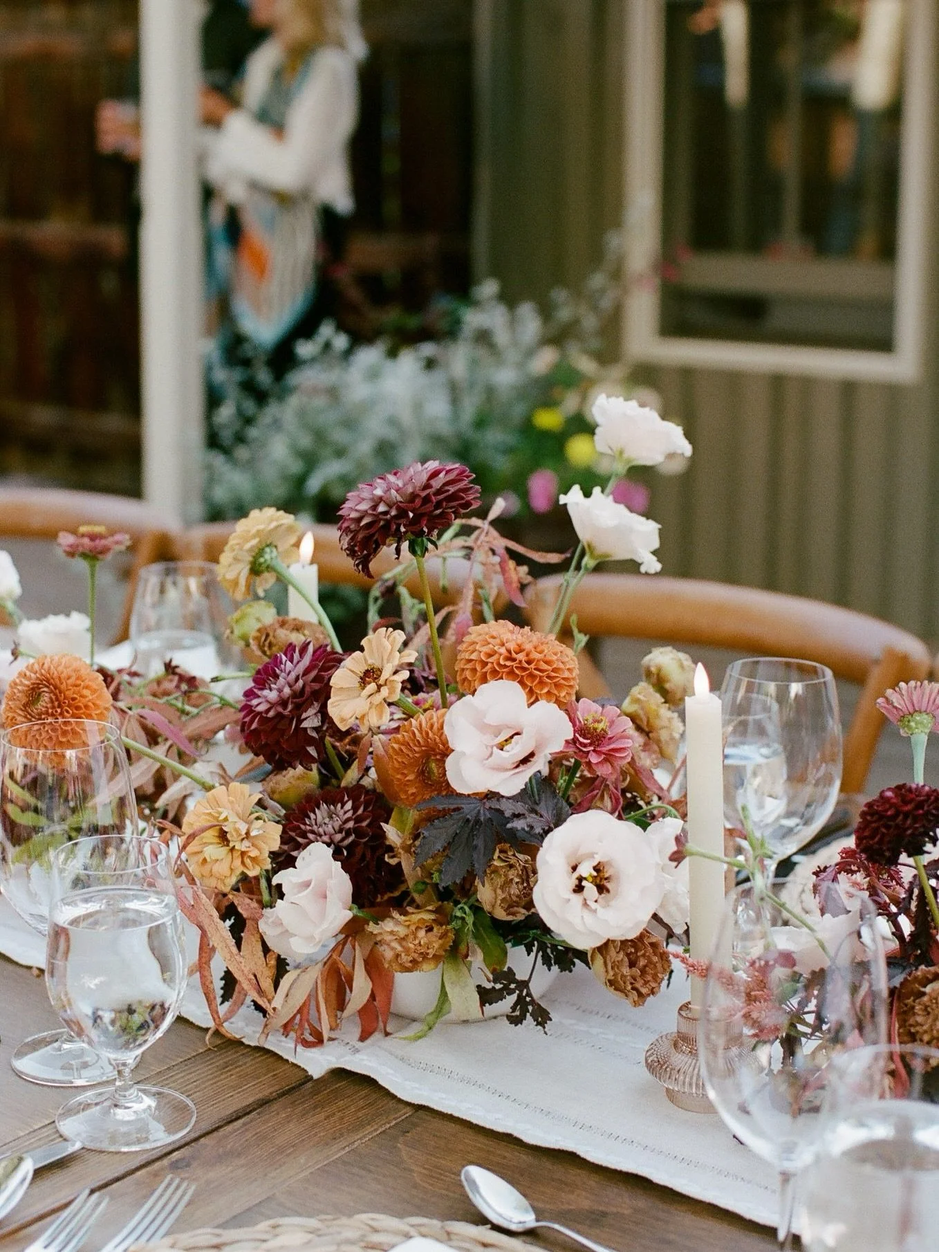 Can you feel it? fall is in the air
WE will be back at the Sopris House this weekend so a quick reminiscence about this day is in order&hellip; 
it was the perfect early fall day for Erika &amp; Hugh, we embraced the abundance of September blooms to 