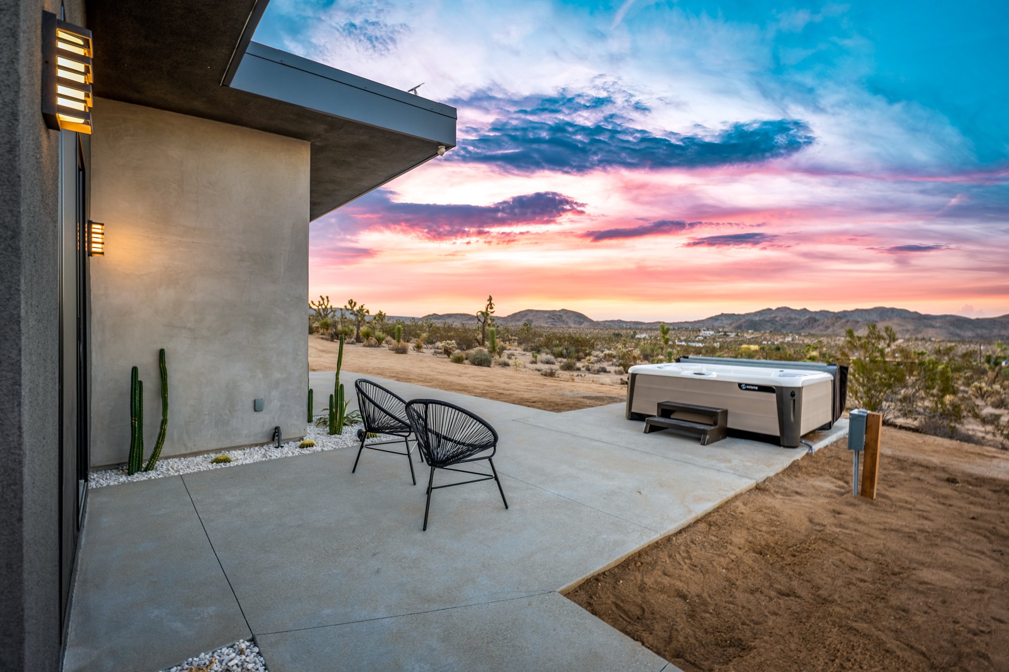 6737 Saddleback Road-4.jpg