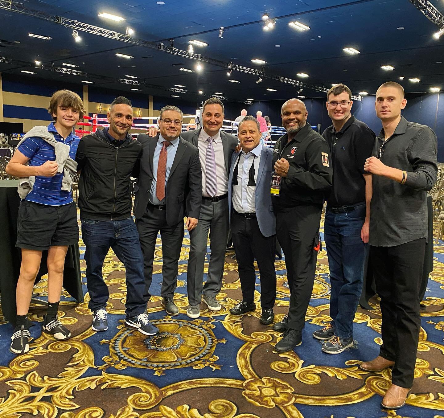 What a night in Vegas!  Huge congratulations to our very own Chris Flores for refereeing in his first Vegas boxing match 🔥

#proper #boxing #properboxing #vegas #lasvegas #bigtime #referee #official #matches #pbcboxing #tmc #marathon #toprankboxing 