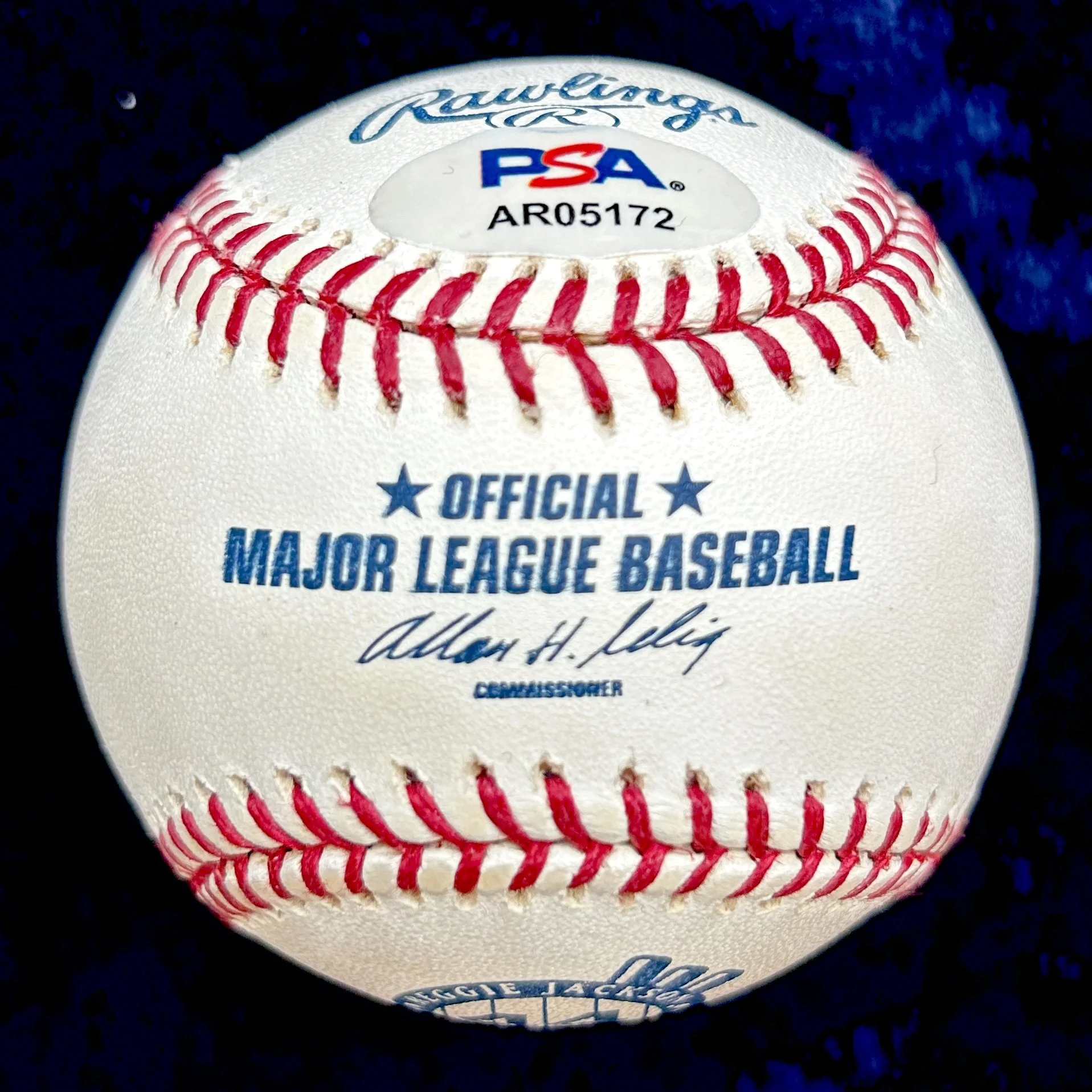 Reggie Jackson "Mr October" Signed Official Major League Baseball. PSA