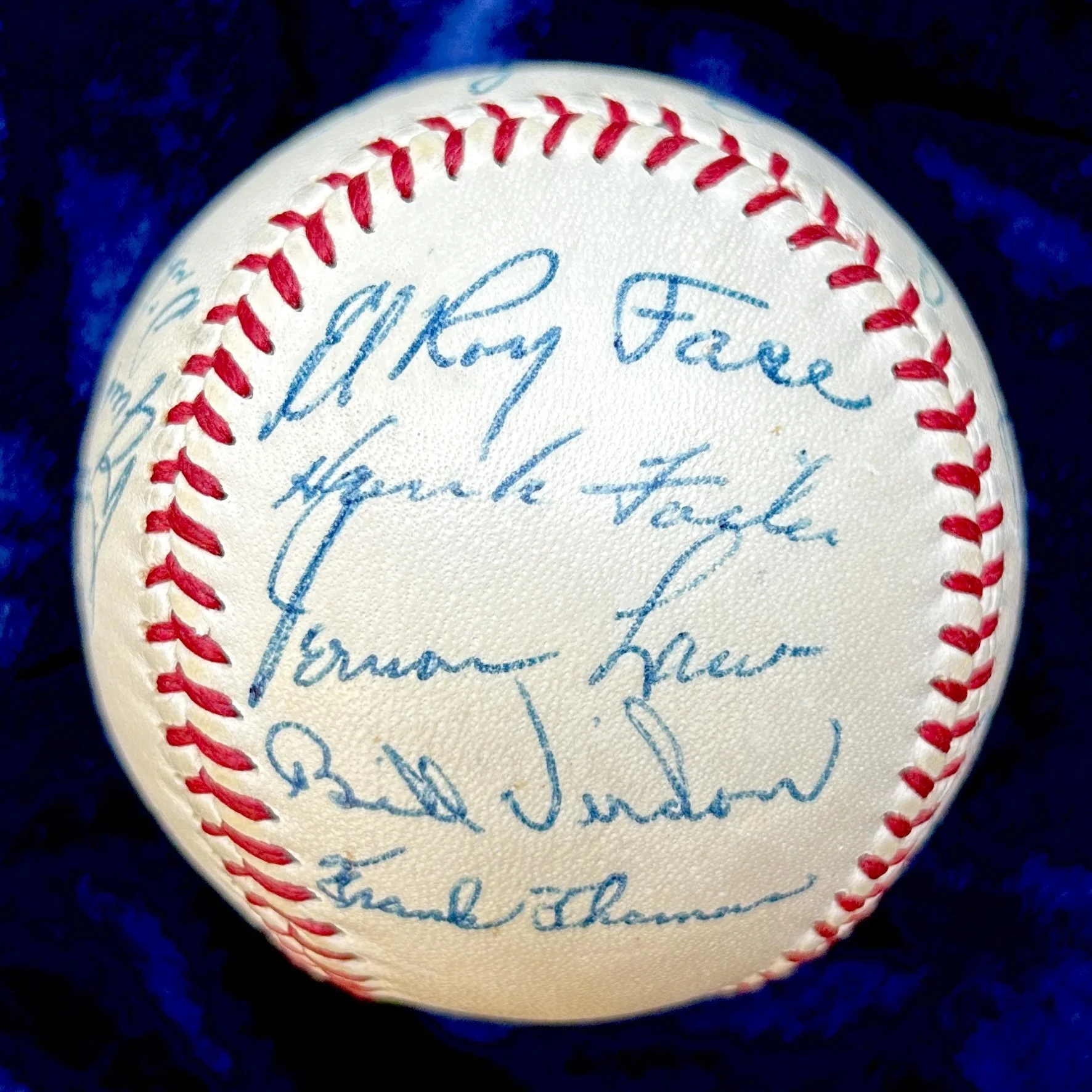 1956 Pittsburgh Pirates Signed (20) Official National League Baseball. Clemente. Beckett