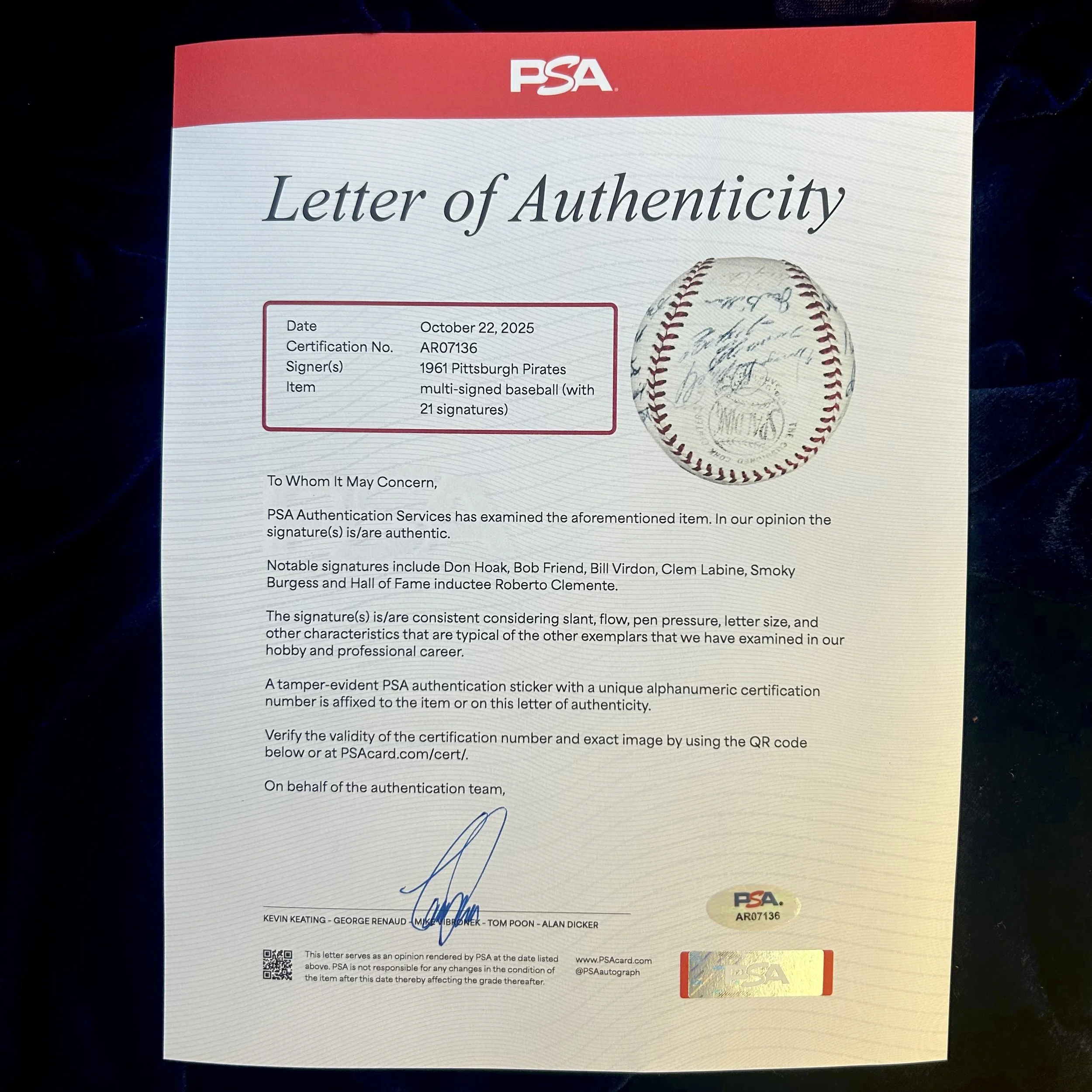 1961 Pittsburgh Pirates Signed (21) Official National League Baseball. Roberto Clemente, Don Hoak, Bob Friend, Bill Virdon, Clem Labine, Smoky Burgess. PSA