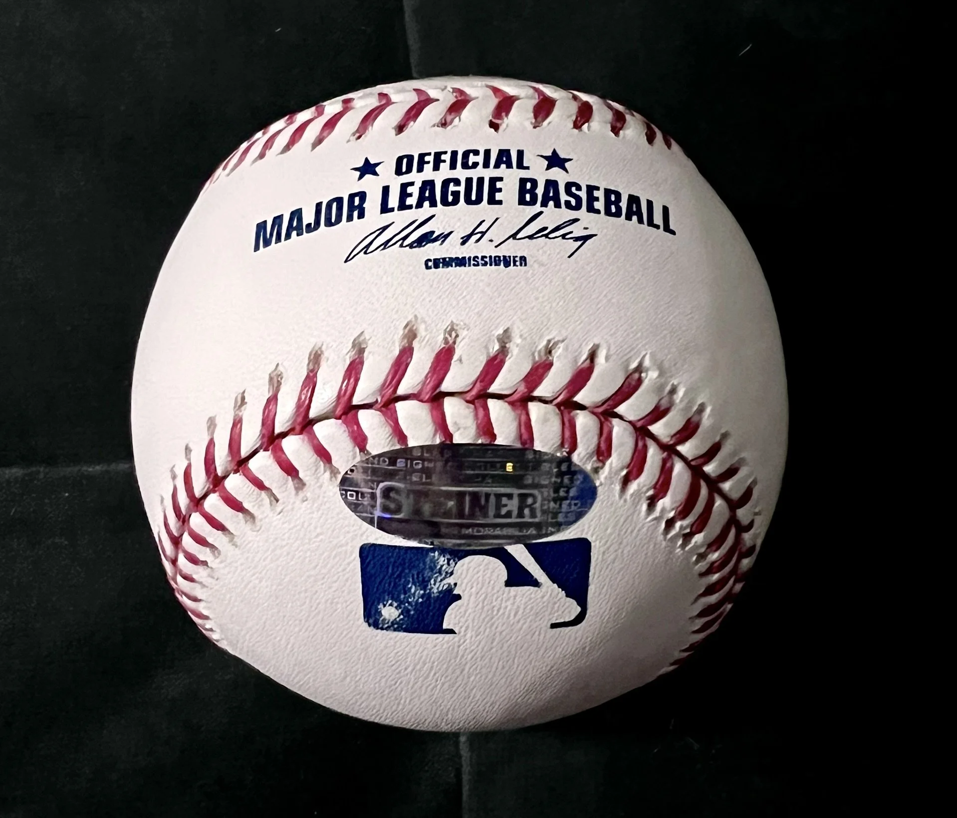 Pee Wee Reese 1953 Bowman Color Baseball Card 33. PSA 8. Near Mint