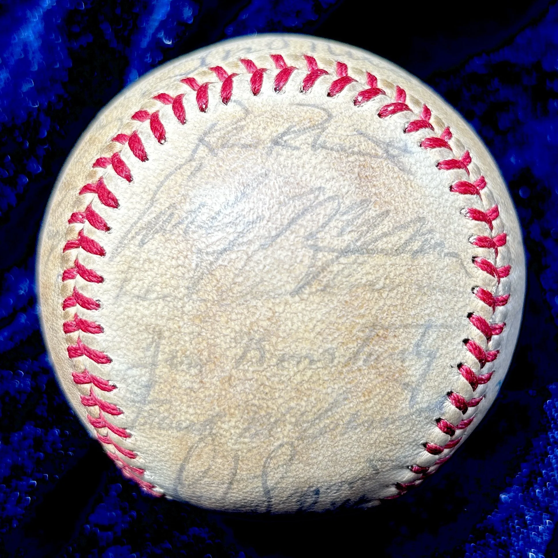 Baseball Greats Multi-Signed (25) Official National League Baseball. Satchel Paige, Joe DiMaggio, Stan Musial, Bob Feller, Robin Roberts, Early Wynn. PSA