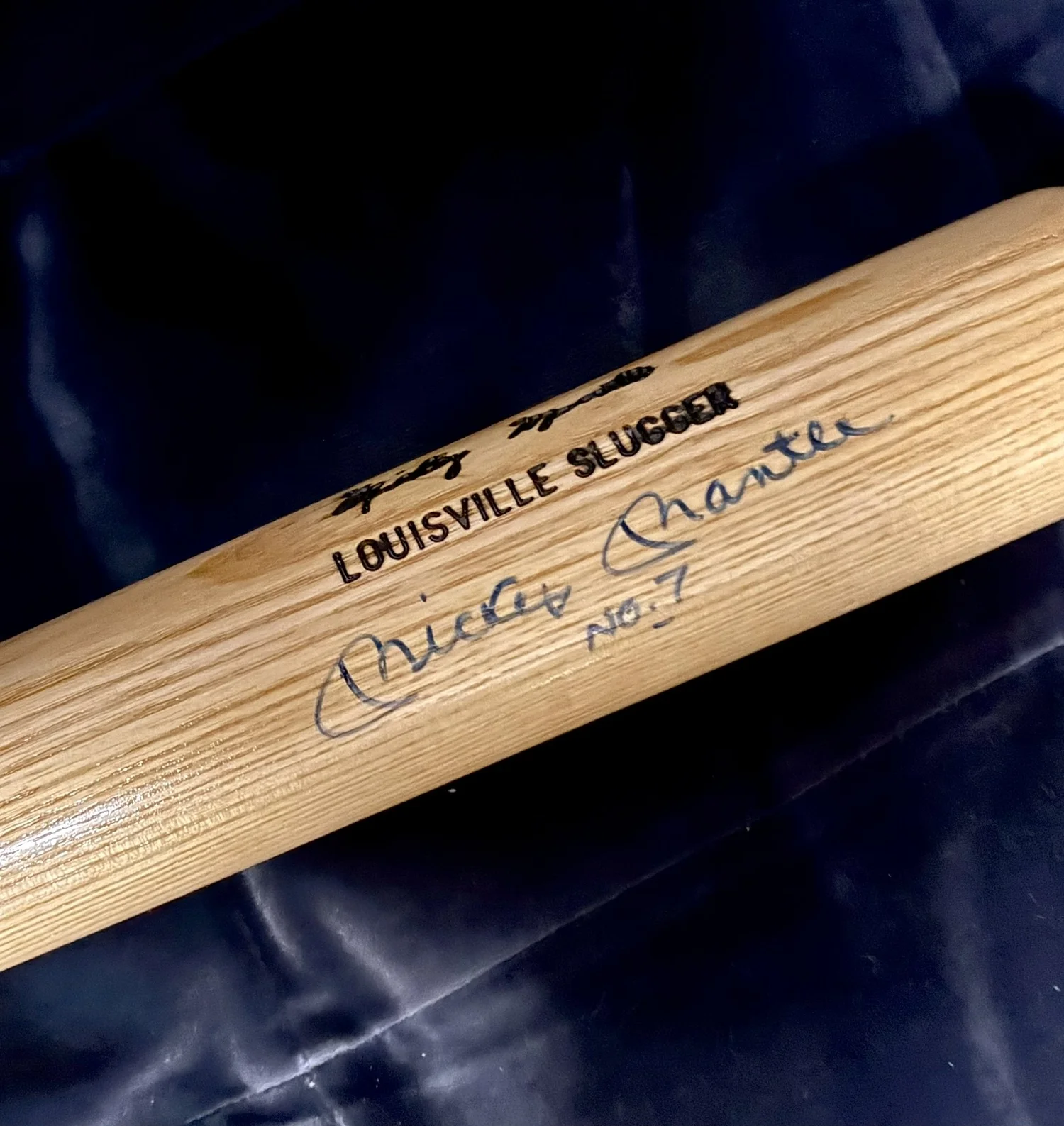 Mickey Mantle Signed “No 7” Louisville Slugger Baseball Bat Auto