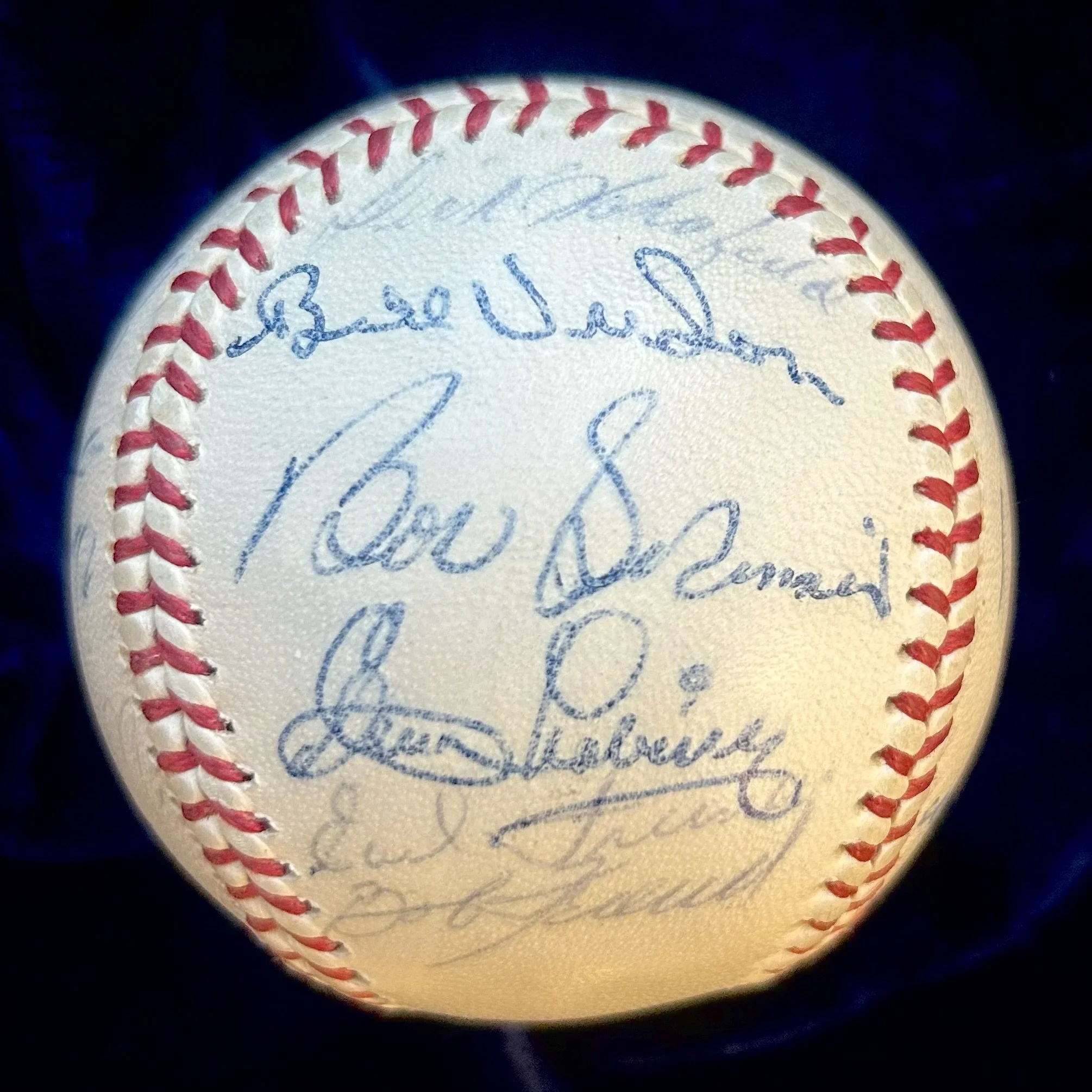 1961 Pittsburgh Pirates Signed (21) Official National League Baseball. Roberto Clemente, Don Hoak, Bob Friend, Bill Virdon, Clem Labine, Smoky Burgess. PSA