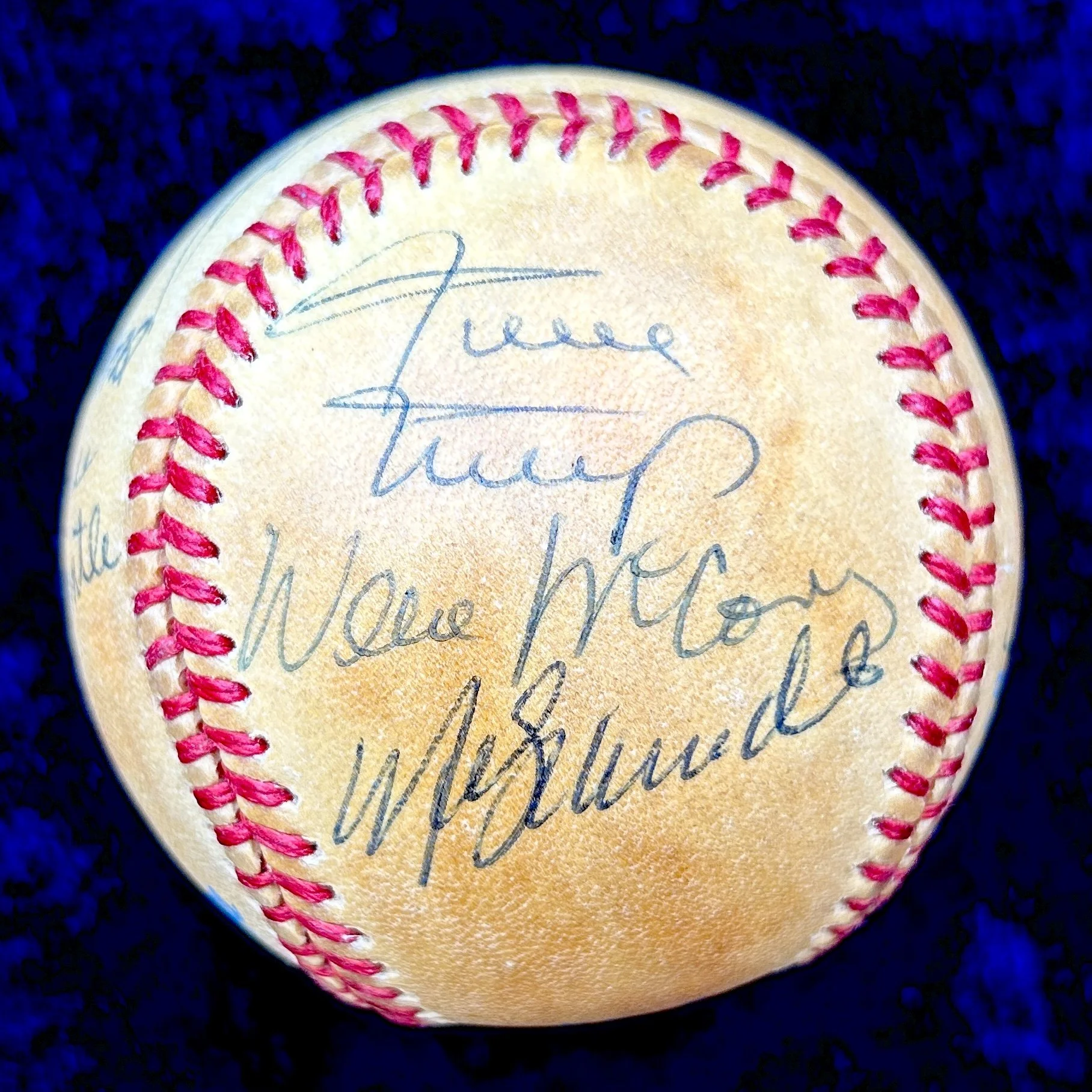 500 Home Run Club Multi-Signed (11) Official American League Baseball. Mantle, Jackson, Mathews, Robinson, Mays, McCovey, Schmidt, Banks, Williams, Aaron. PSA
