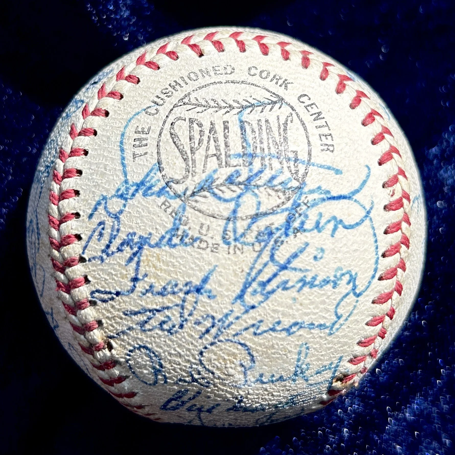 1960 Cincinnati Reds Team Signed (31) Official National League Baseball. Frank Robinson, Gus Bell, Vada Pinson. PSA
