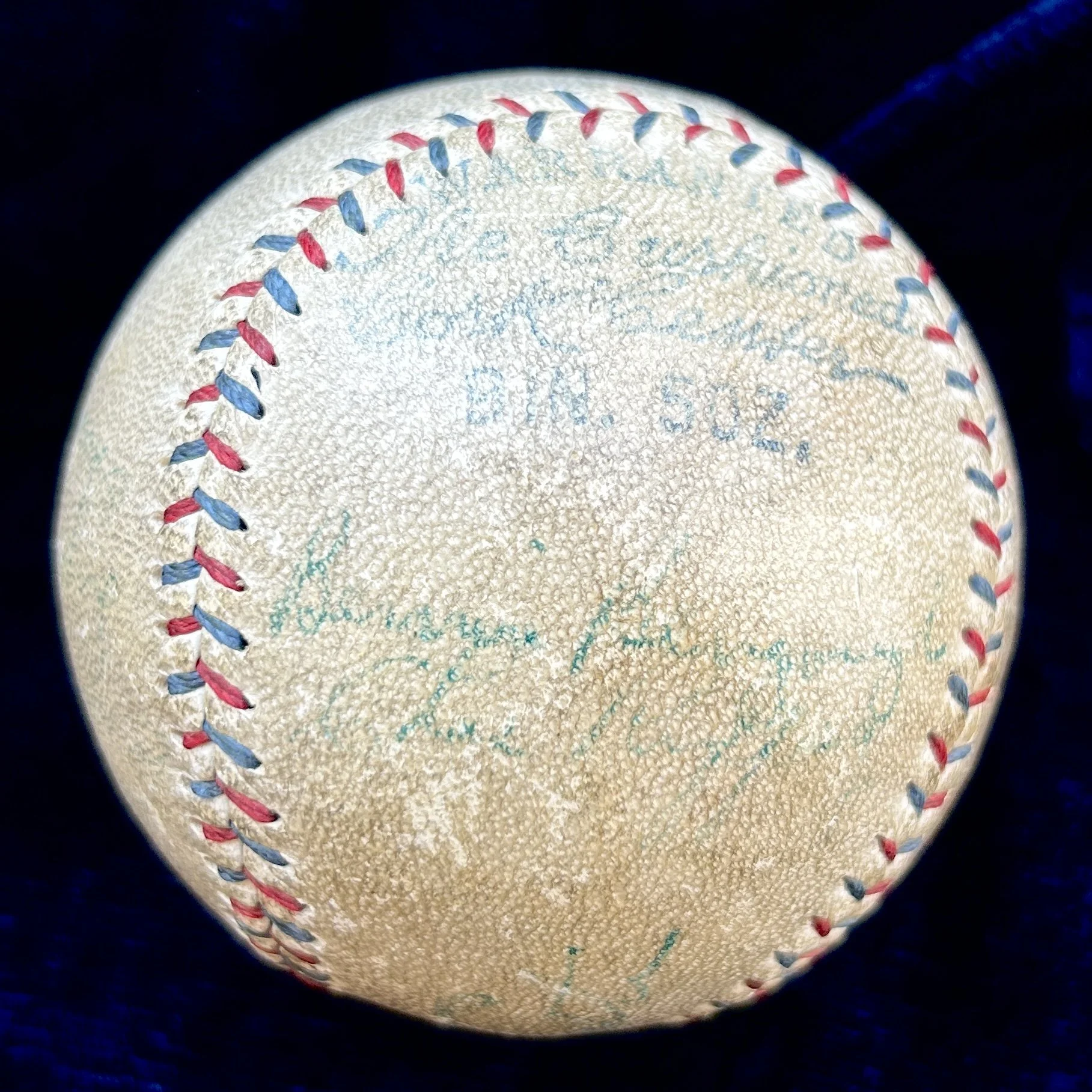 1930 New York Yankees Signed (8) Official American League Baseball. Babe Ruth, Lou Gehrig. JSA