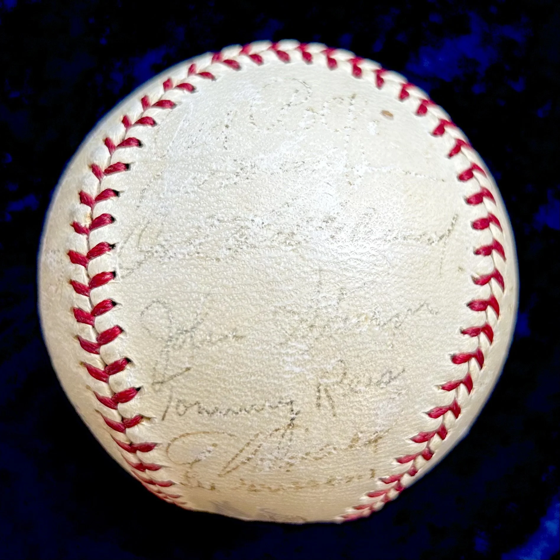 1940 New York Yankees Team Signed (26) Official Baseball. Joe DiMaggio, Joe Gordon, Bill Dickey, Joe McCarthy, Lefty Gomez, Red Ruffing. PSA