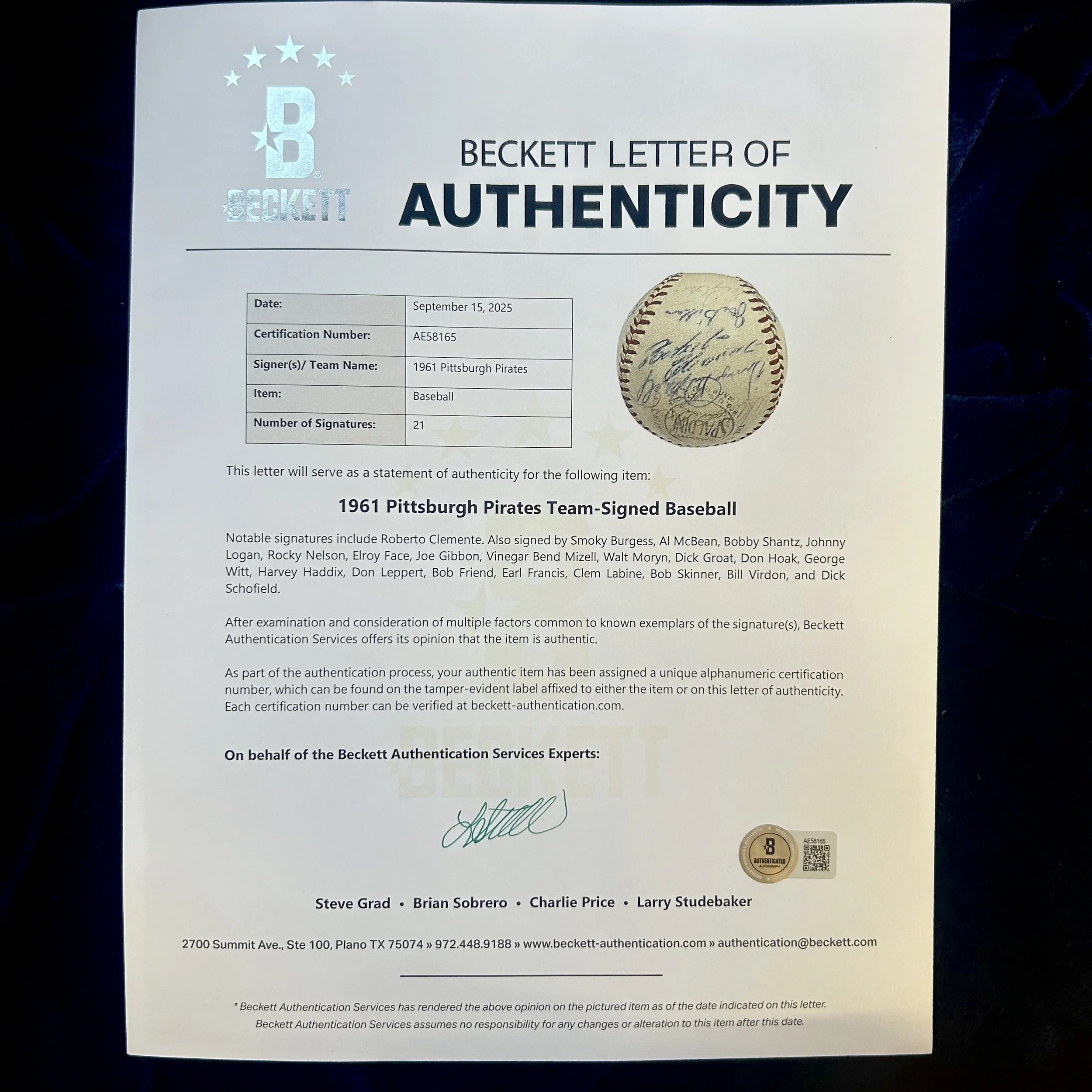 1961 Pittsburgh Pirates Signed (21) Official National League Baseball. Roberto Clemente, Don Hoak, Bob Friend, Bill Virdon, Clem Labine, Smoky Burgess. PSA