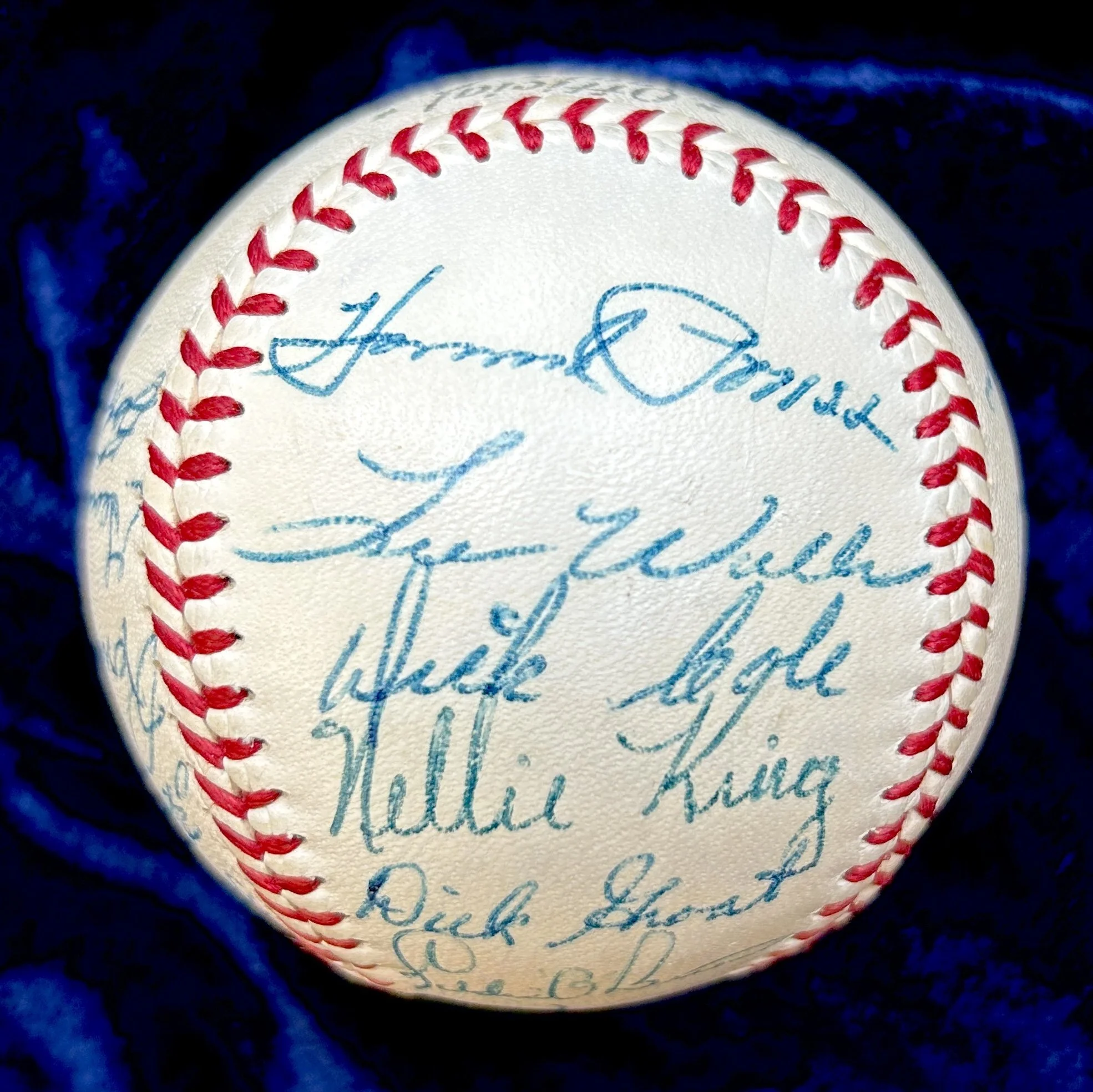 1956 Pittsburgh Pirates Signed (20) Official National League Baseball. Clemente. Beckett