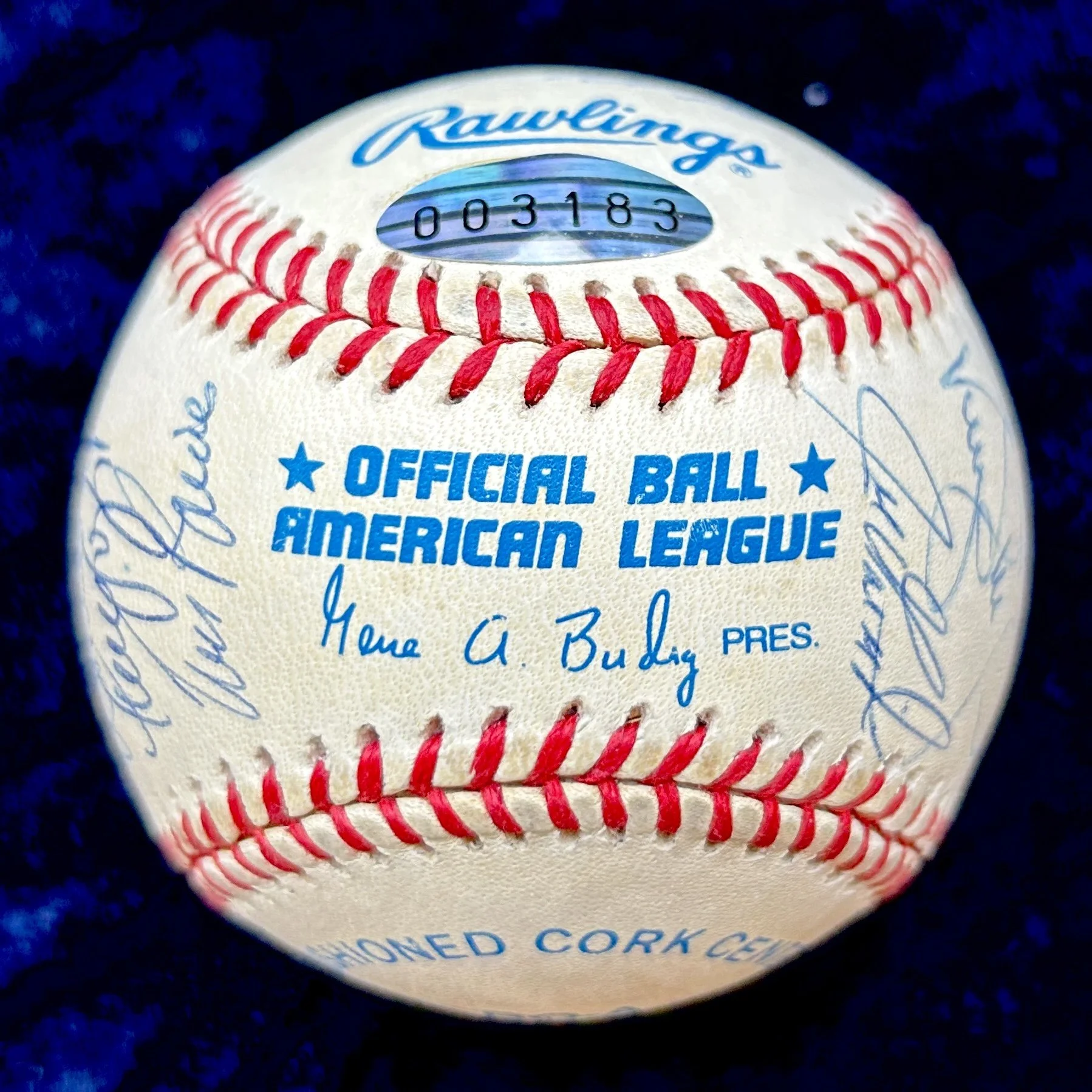 1998 New York Yankees Team Signed (21) Official American League Baseball. Derek Jeter, Mariano Rivera. Beckett, Steiner