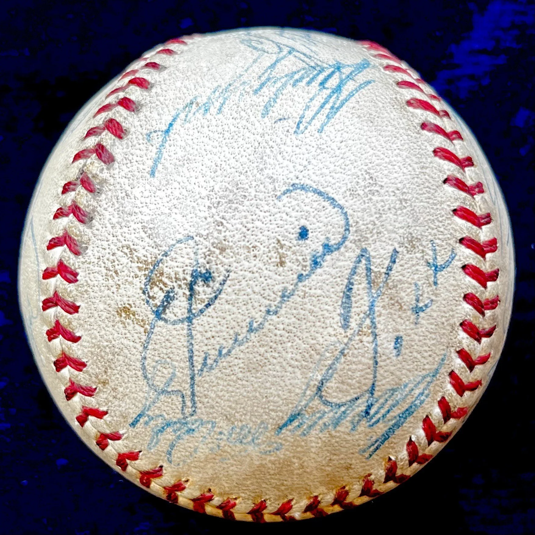 Hall of Famers and Stars Multi Signed American League Ball. Jimmie Foxx, Lefty Grove, Charlie Gehringer, Ted Williams, Joe Cronin, Red Ruffing, Joe Dimaggio, Hank Greenberg. JSA
