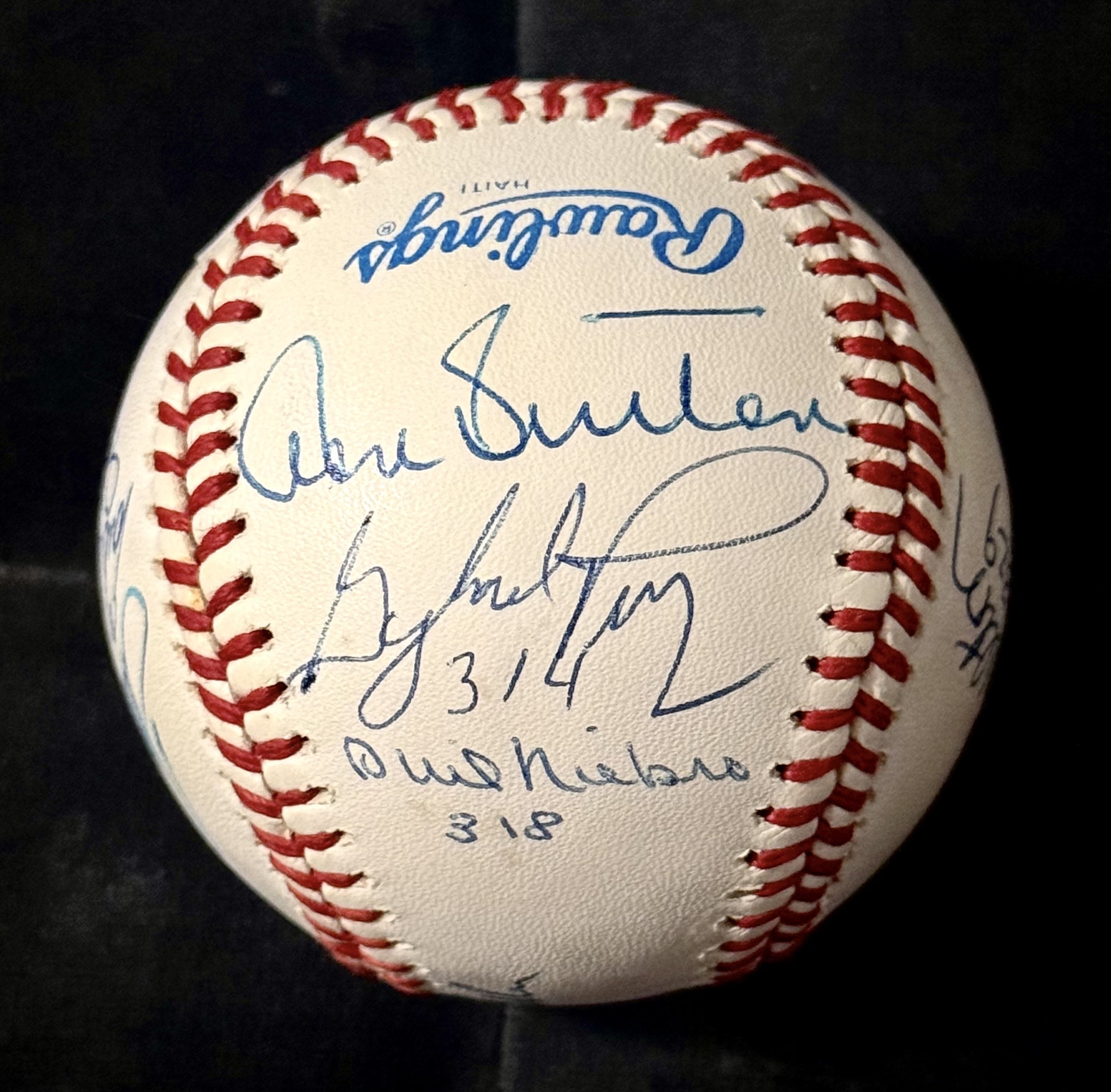300 Win Club Signed (8) ONL Baseball. Ryan, Seaver, Spahn, Sutton, Perry, Wynn, Niekro, Carlton. JSA