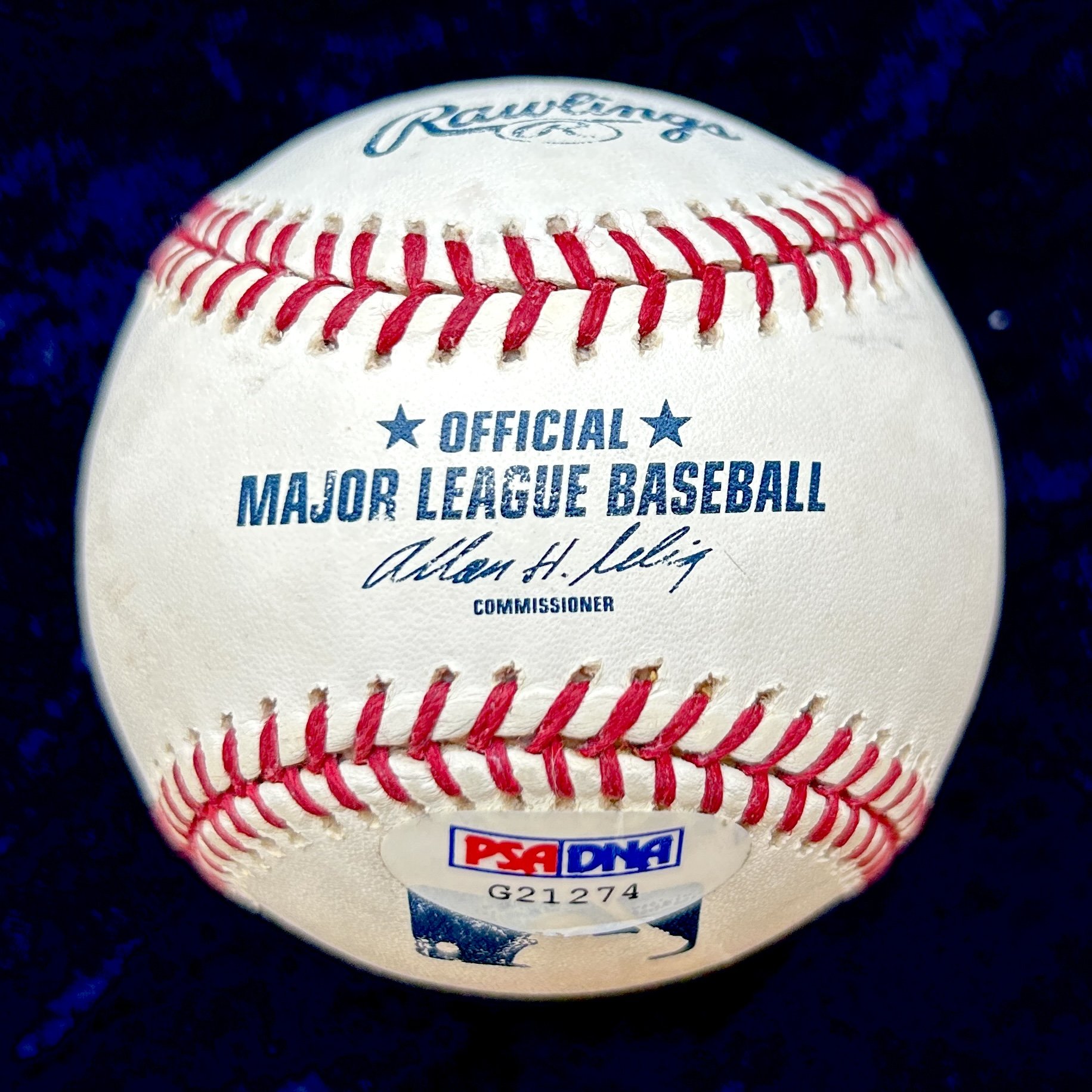 Hank Aaron Signed Official Major League Baseball. PSA