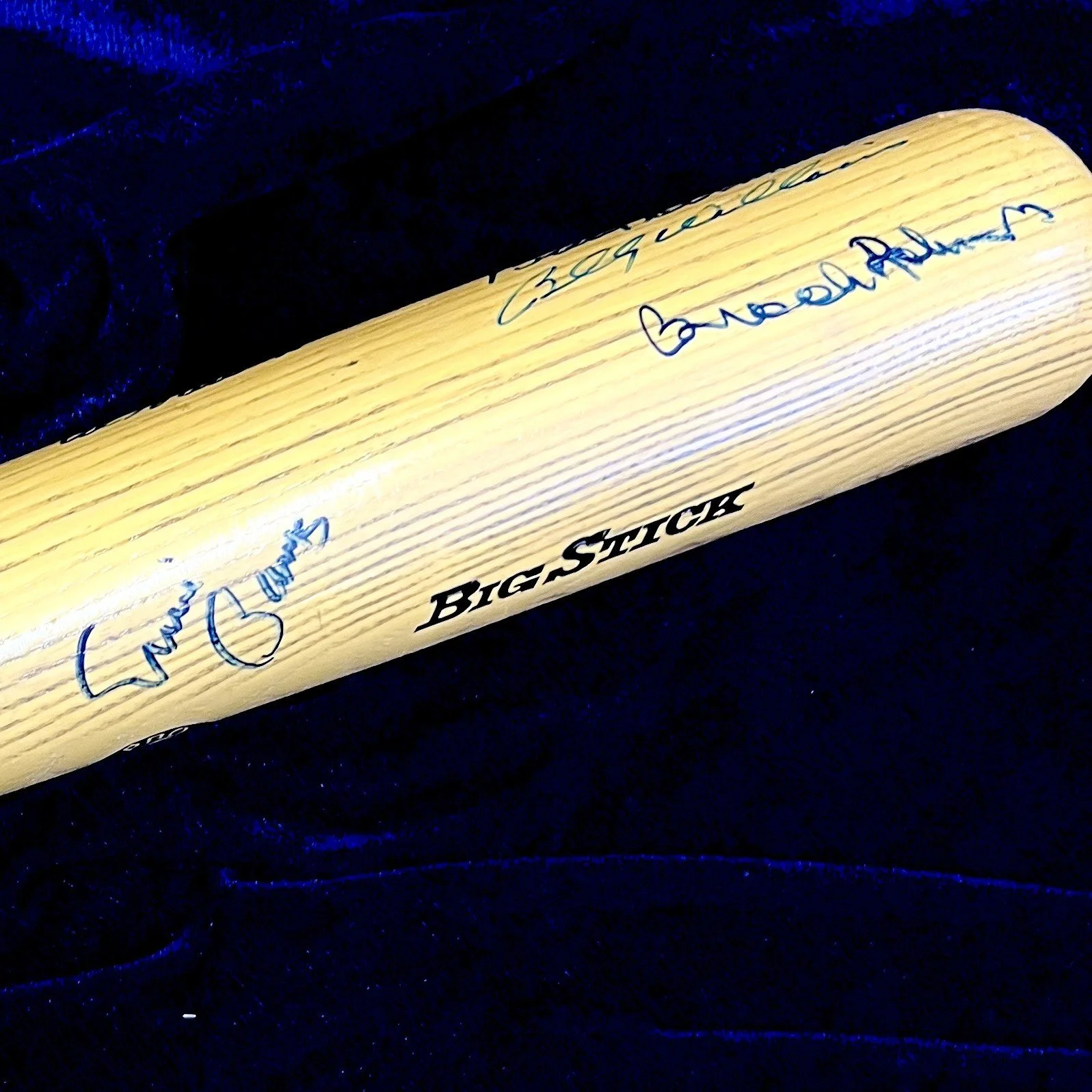 Hall of Famers Multi Signed Rawlings/Adirondak Baseball Bat. E. Banks, W. Stargell, B. Feller, W. Mays, L. Brock, W. Ford, R. Roberts, B. Doerr, J. Mize, D. Snider, L. Appling, M. Irvin. JSA