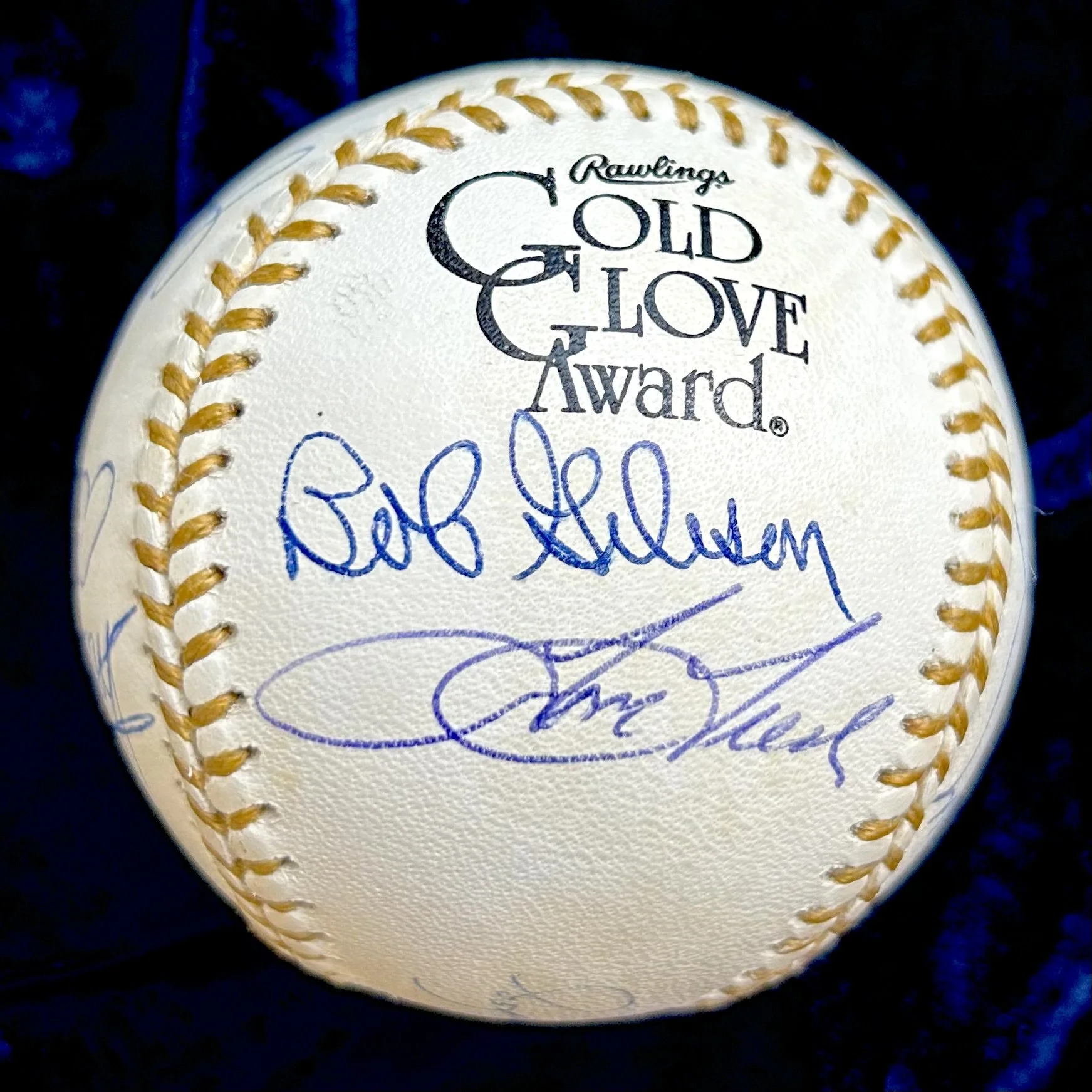 Gold Glove Winners Multi-Signed (10) Baseball. Al Kaline, Ozzie Smith, Andre Dawson, Bob Gibson, Brooks Robinson, Ryne Sandberg. PSA