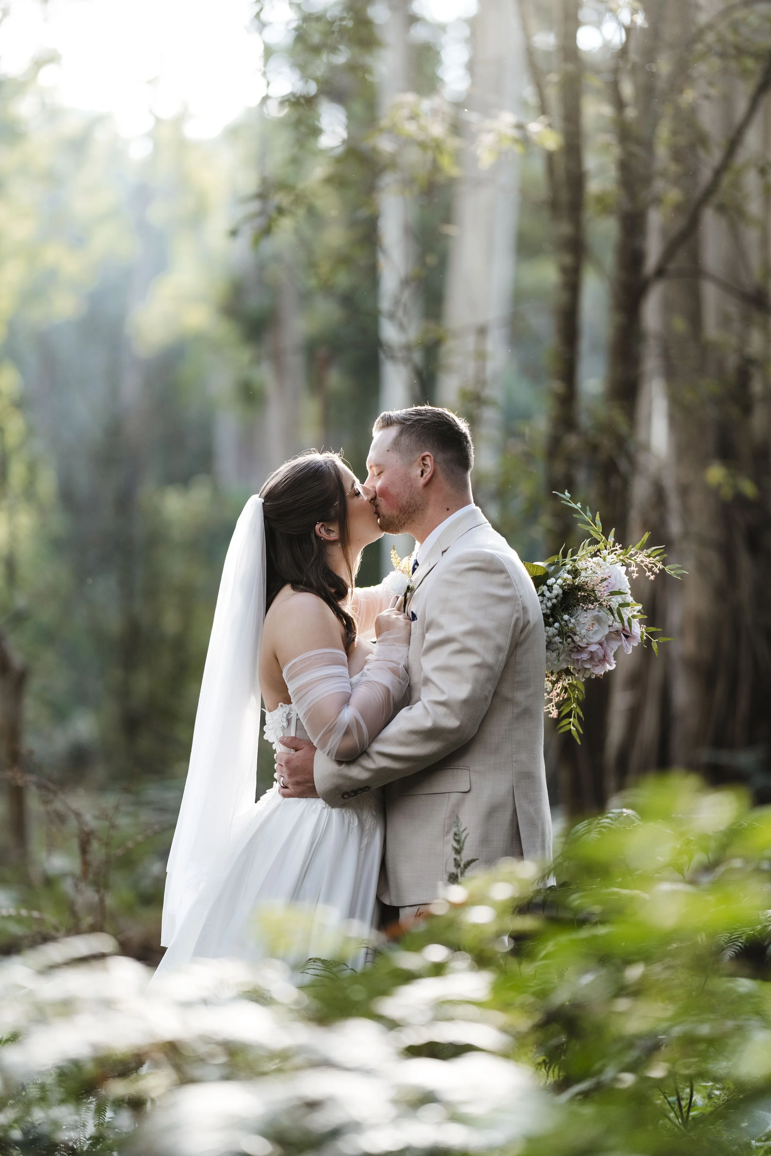 Amelia&Matthew_Highlights-214.jpg