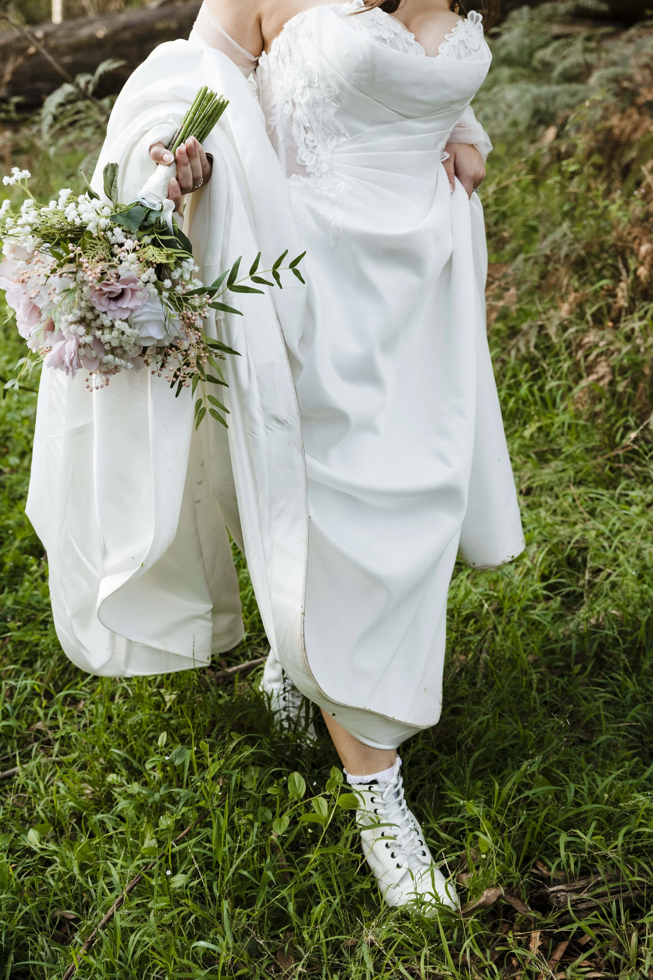 Amelia&Matthew_Highlights-220.jpg