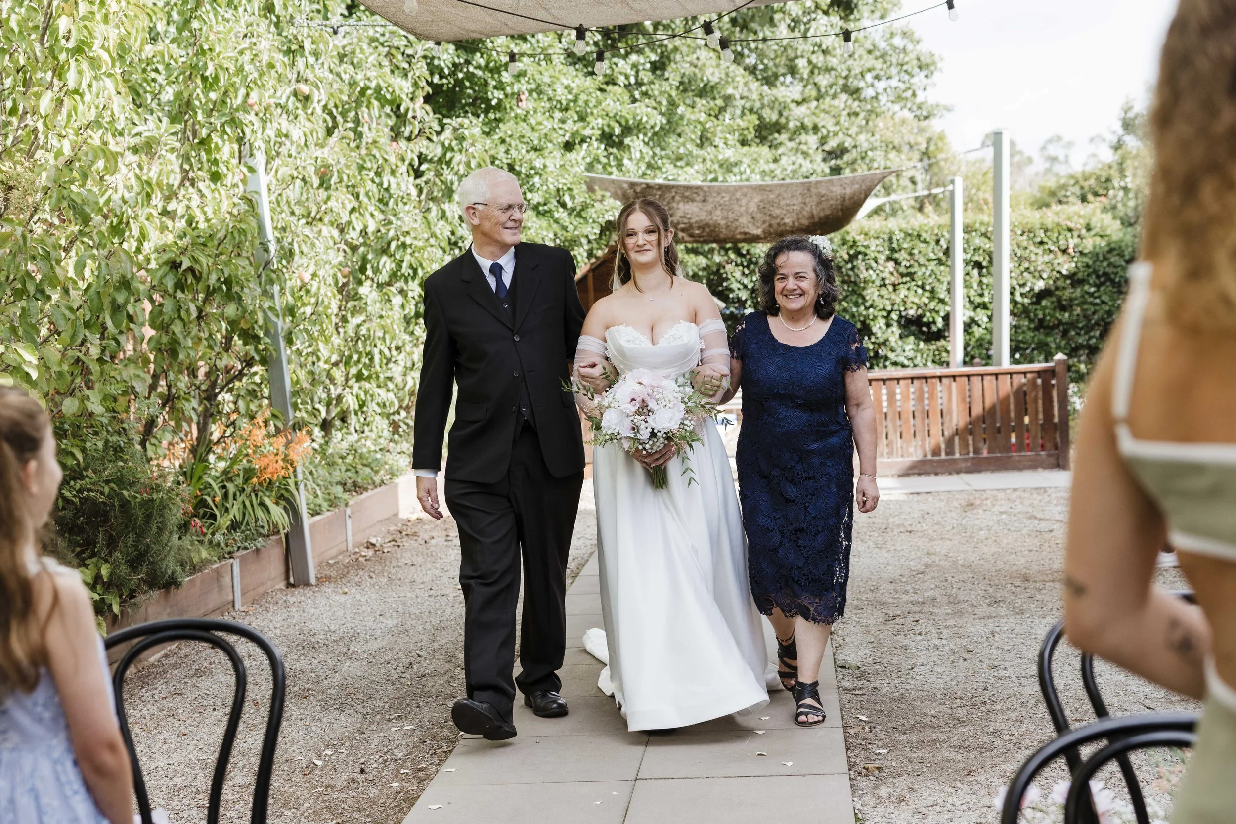 Amelia&Matthew_Highlights-85.jpg