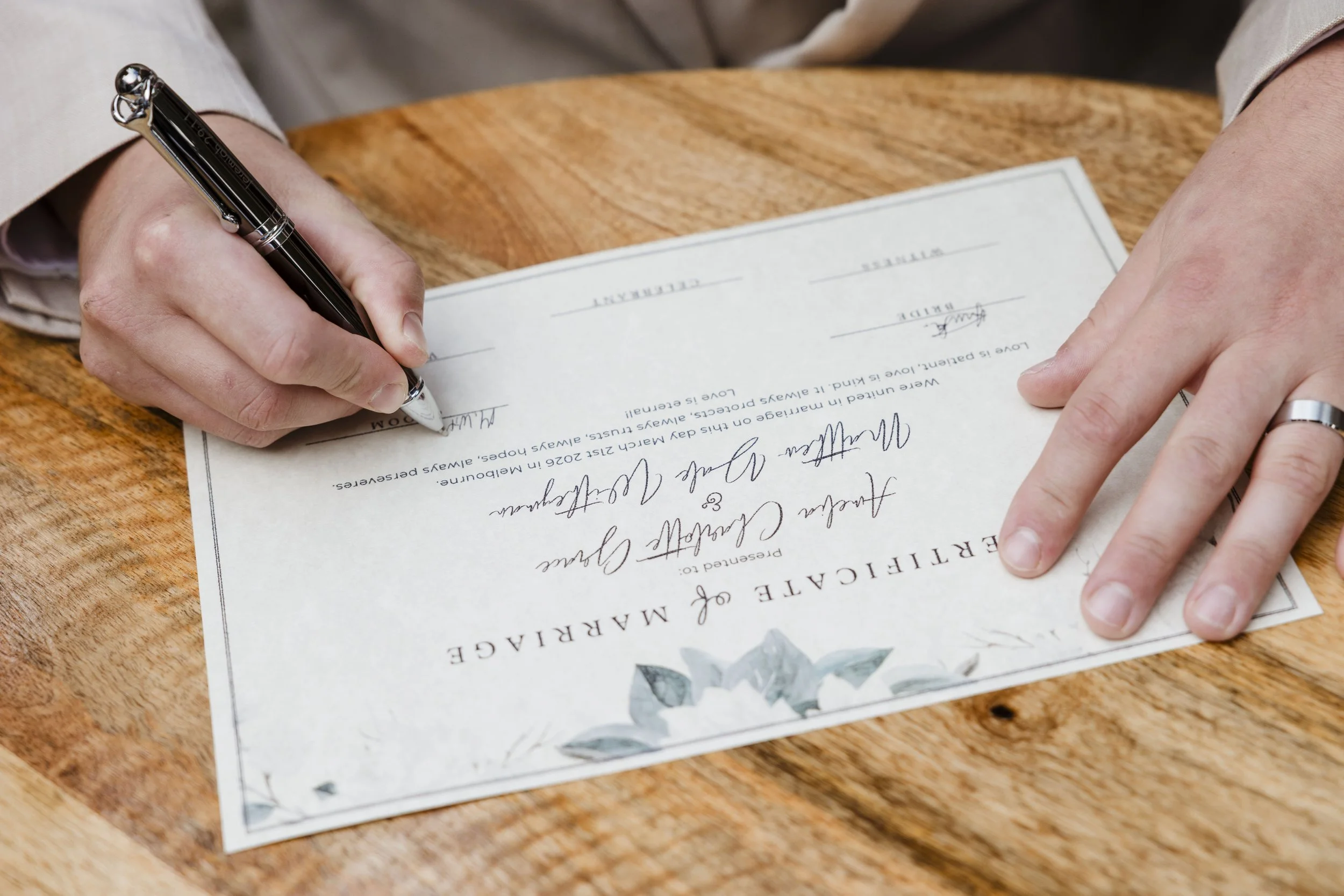 Amelia&Matthew_Highlights-118.jpg