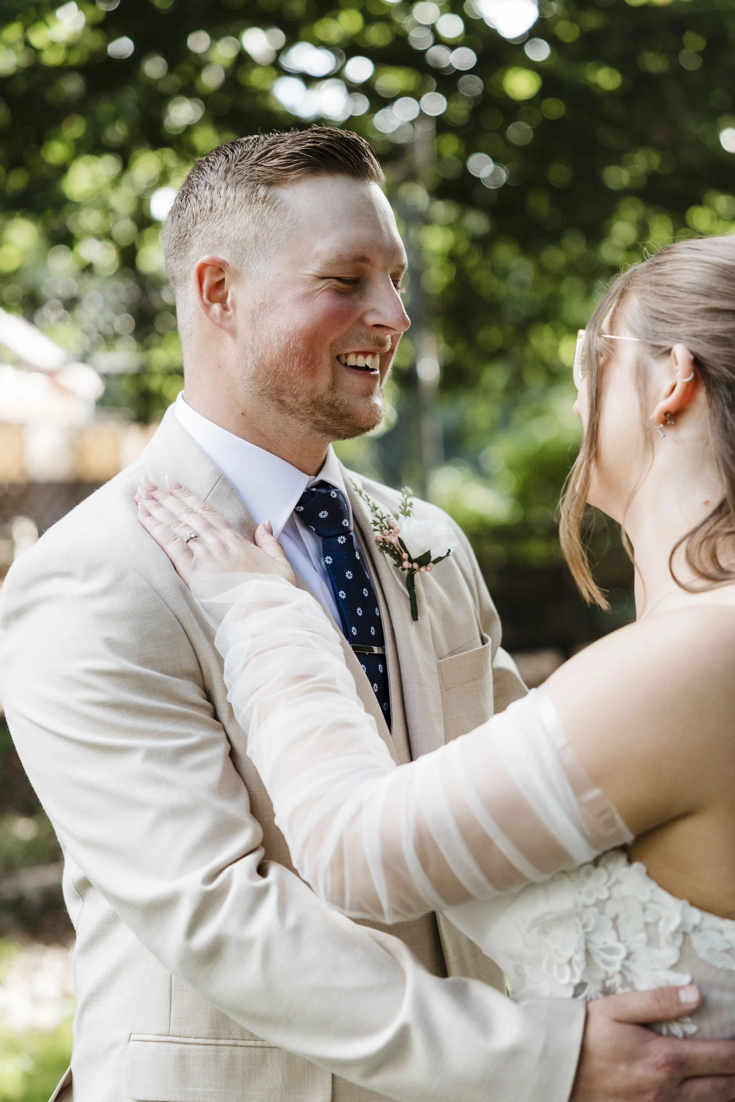 Amelia&Matthew_Highlights-144.jpg