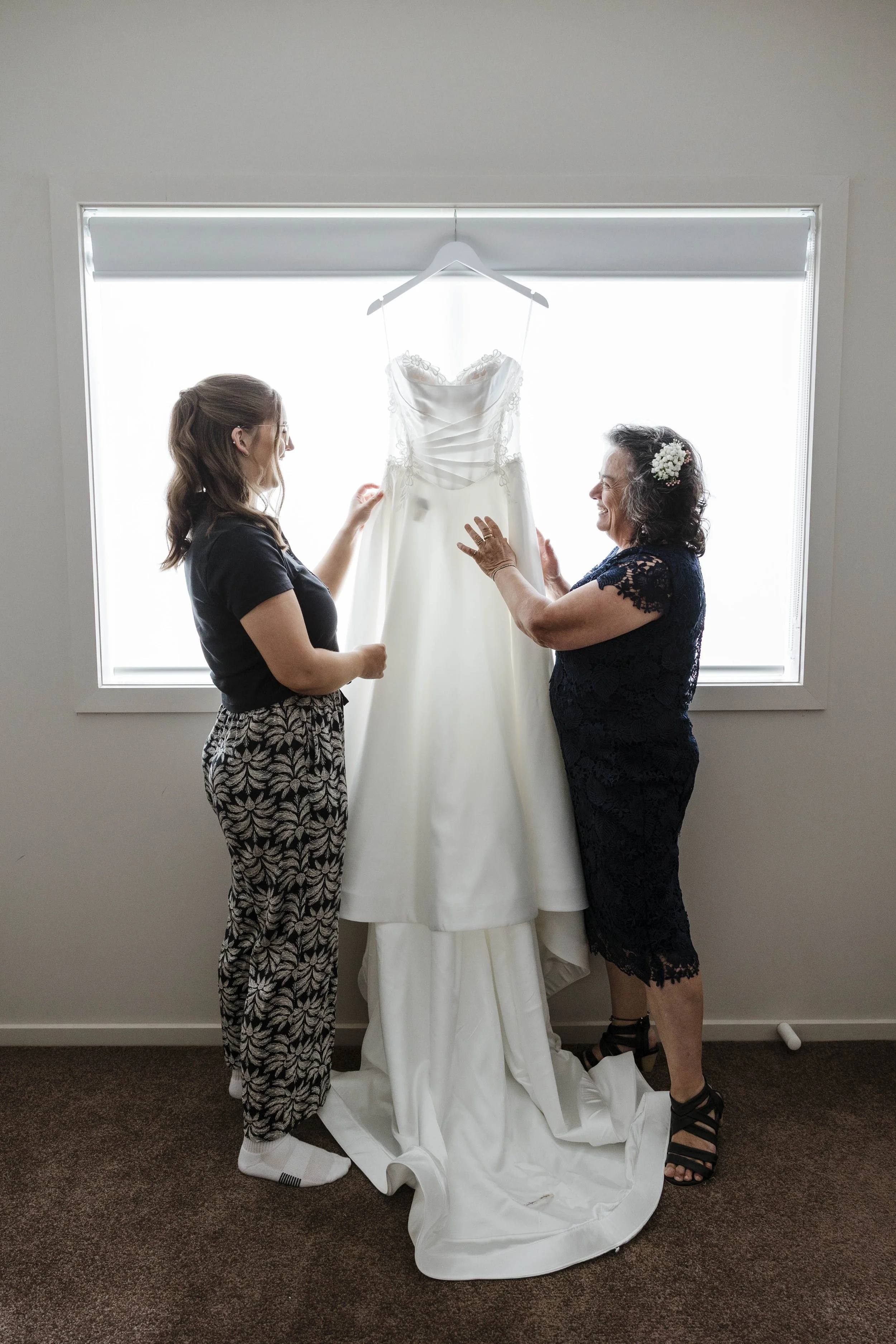 Amelia&Matthew_Highlights-15.jpg