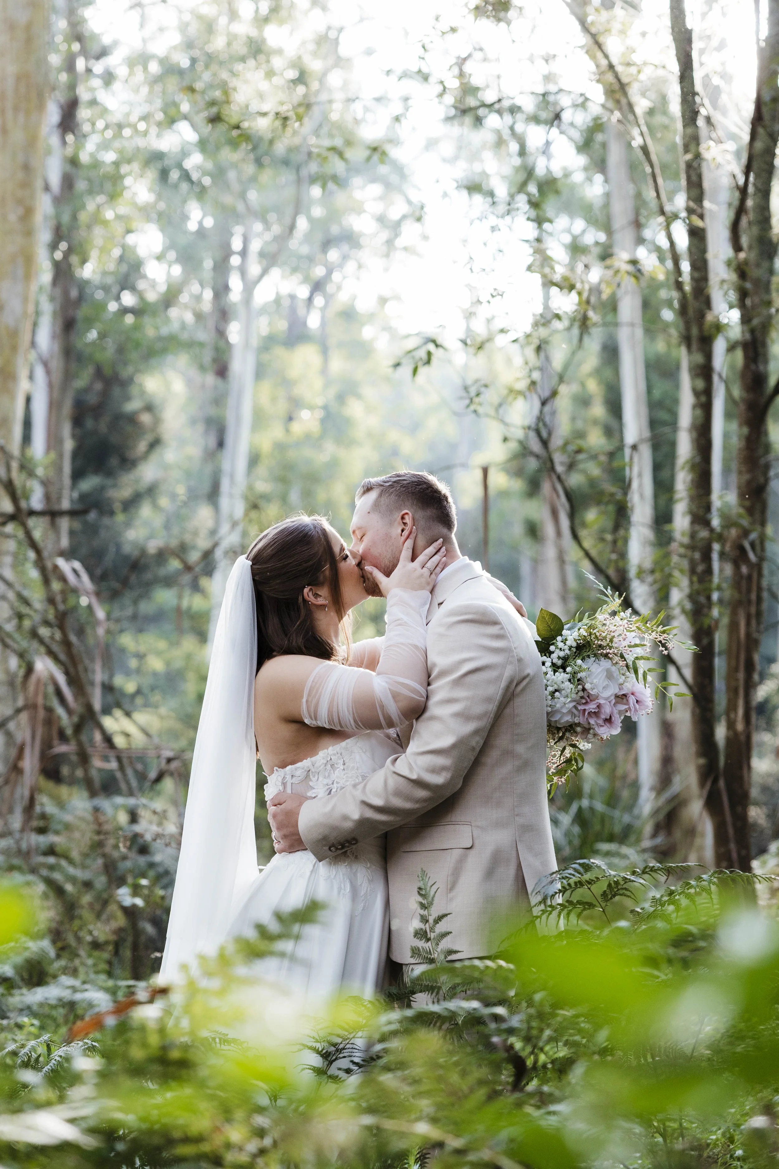 Amelia&Matthew_Highlights-217.jpg