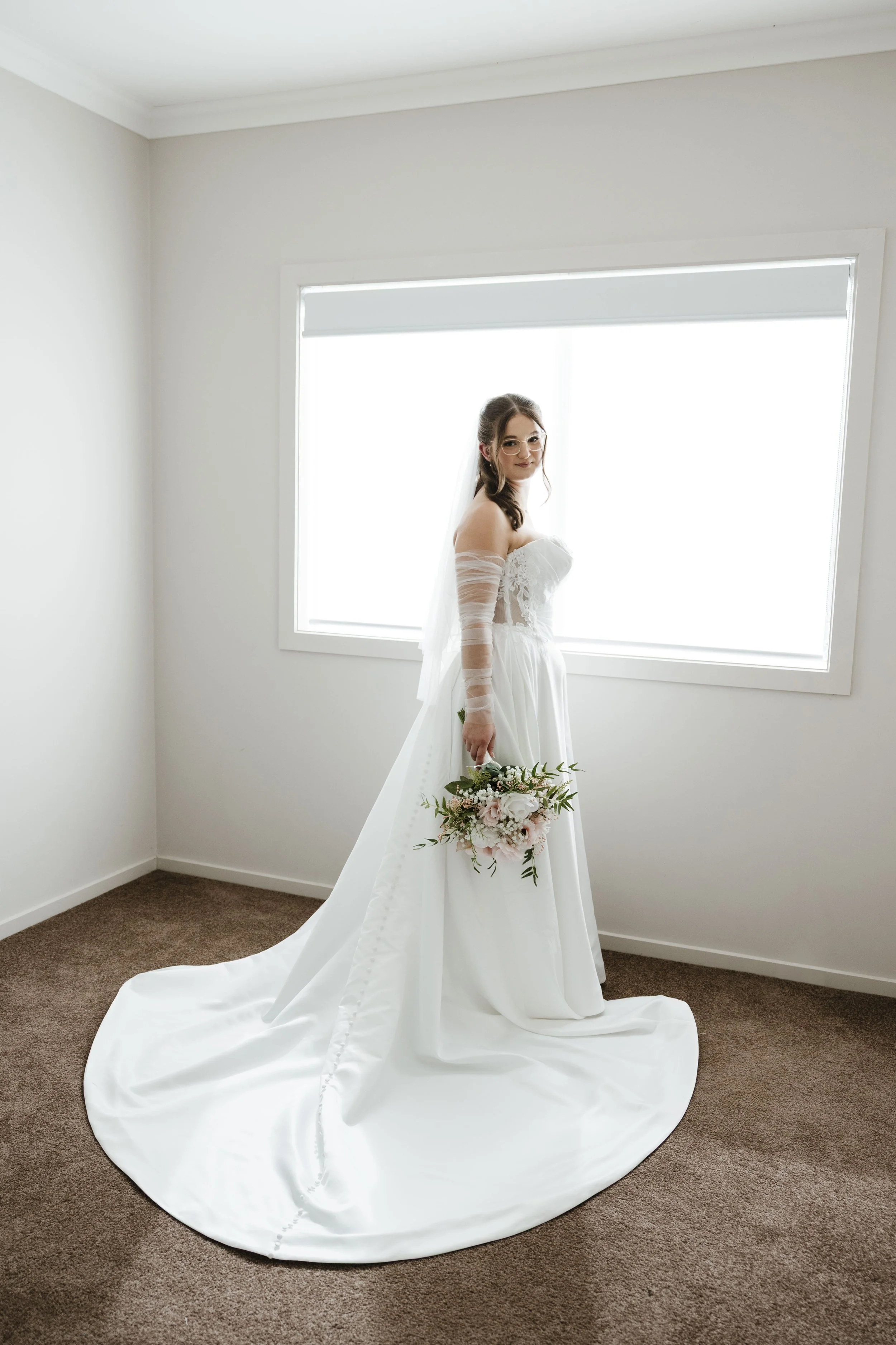 Amelia&Matthew_Highlights-71.jpg