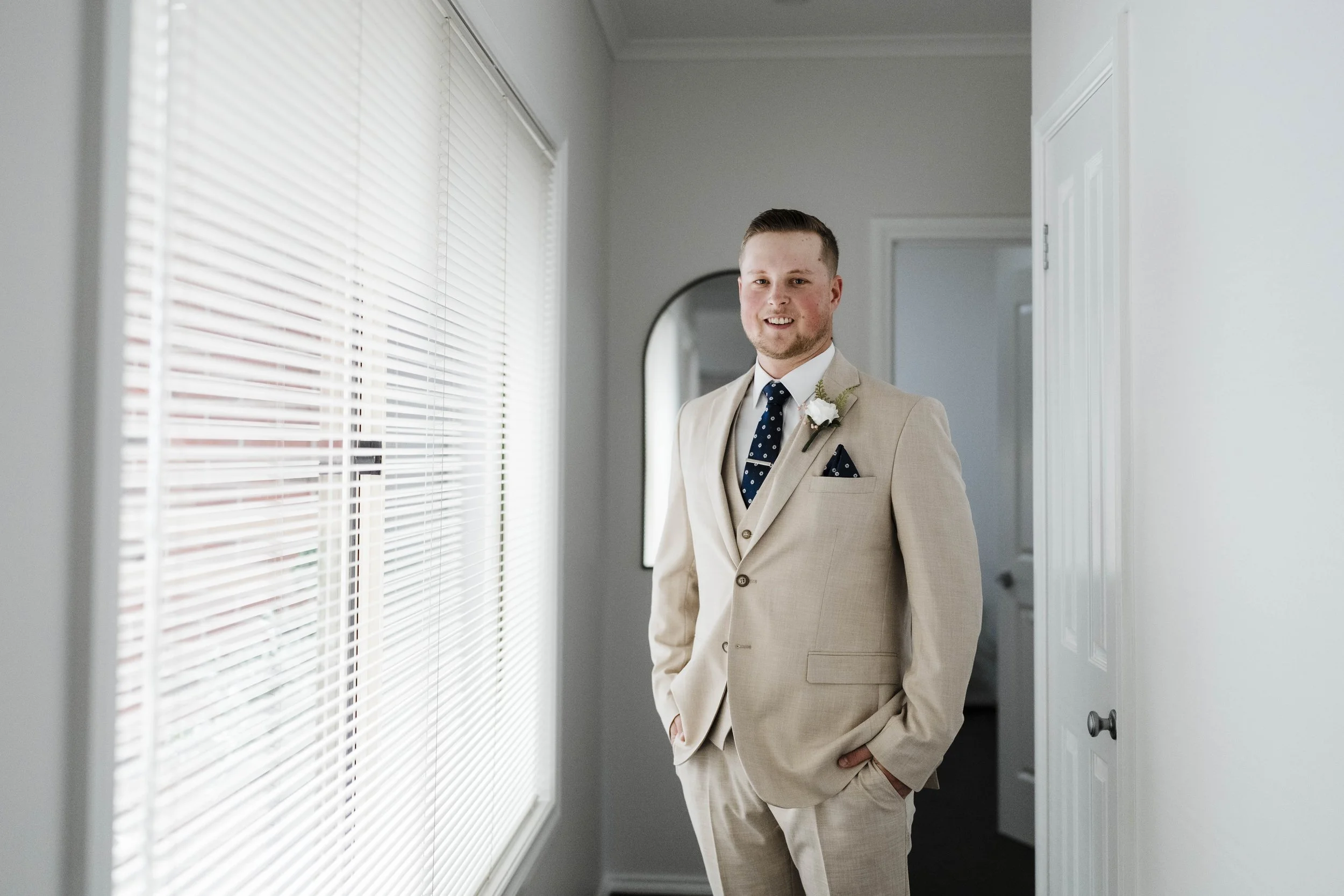 Amelia&Matthew_Highlights-43.jpg