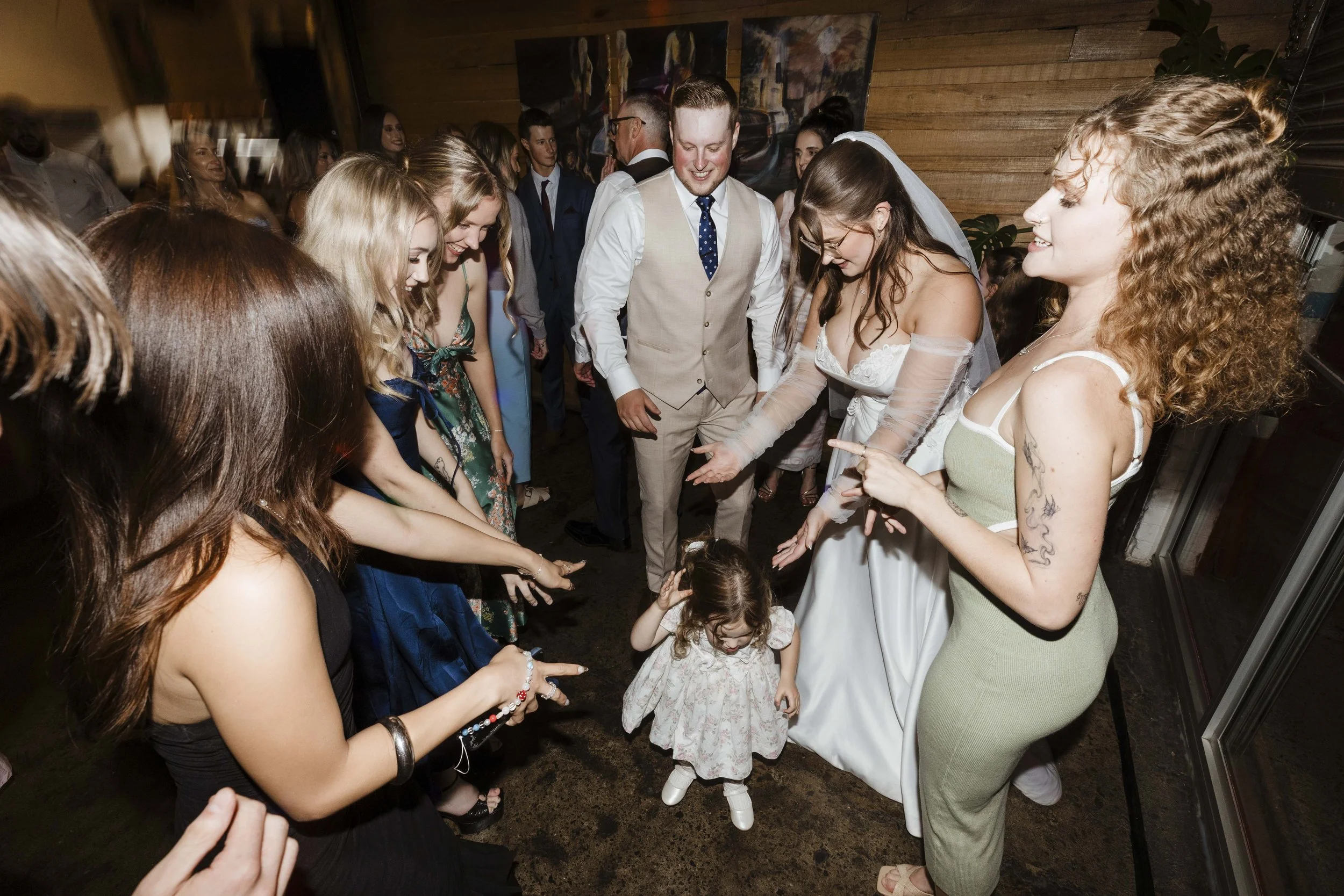 Amelia&Matthew_Highlights-280.jpg