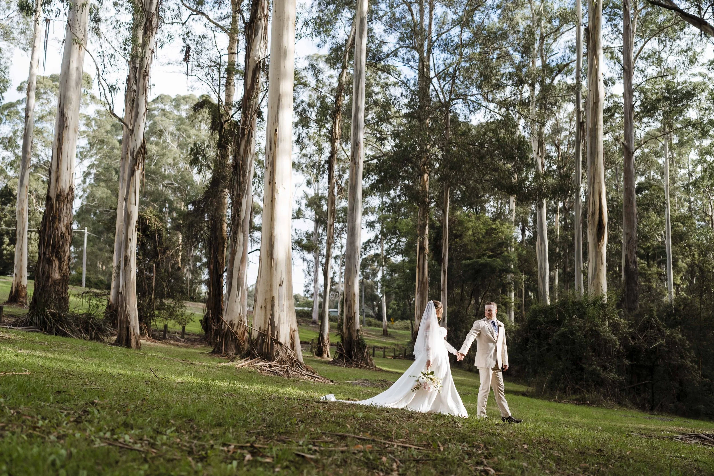 Amelia&Matthew_Highlights-195.jpg
