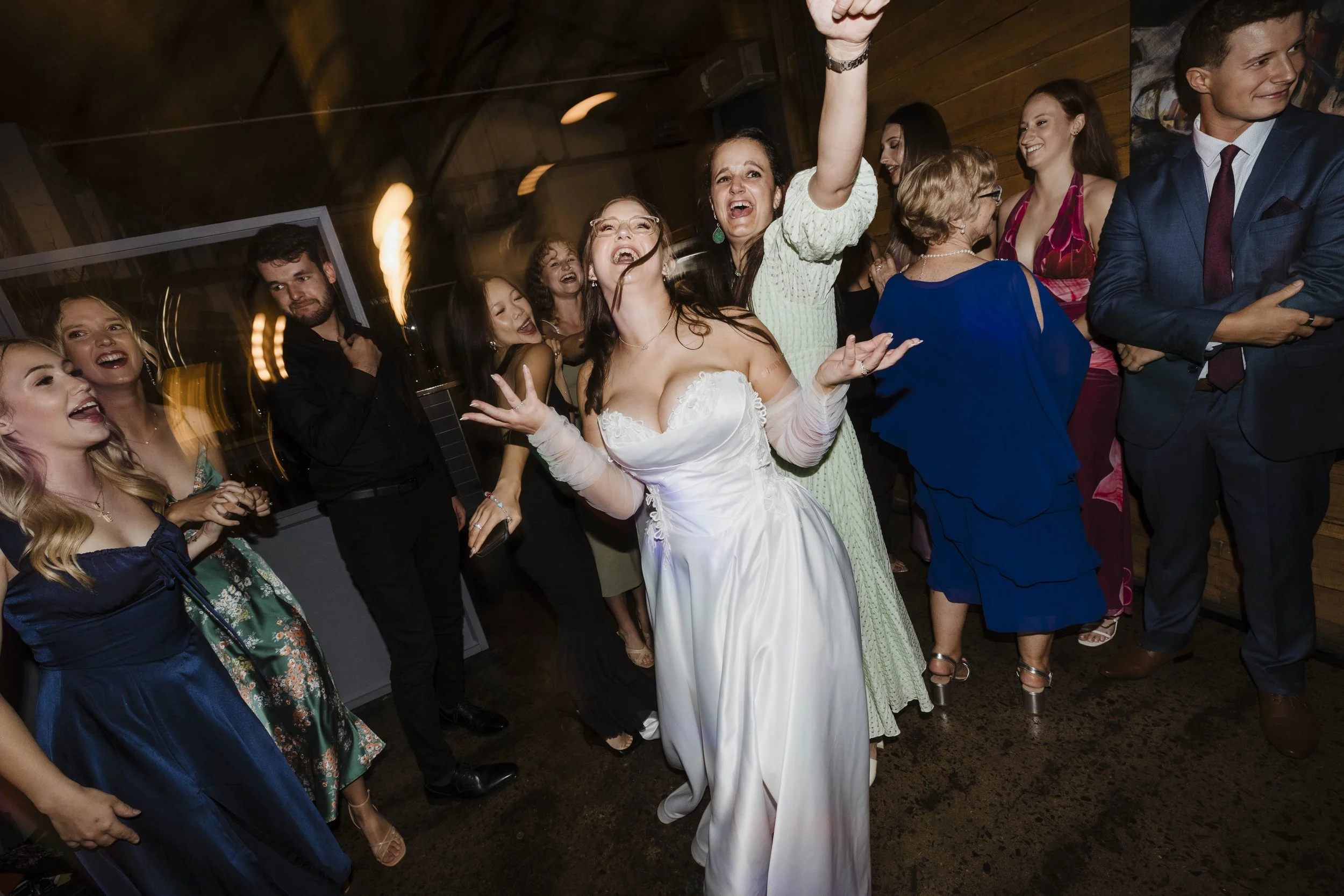 Amelia&Matthew_Highlights-274.jpg