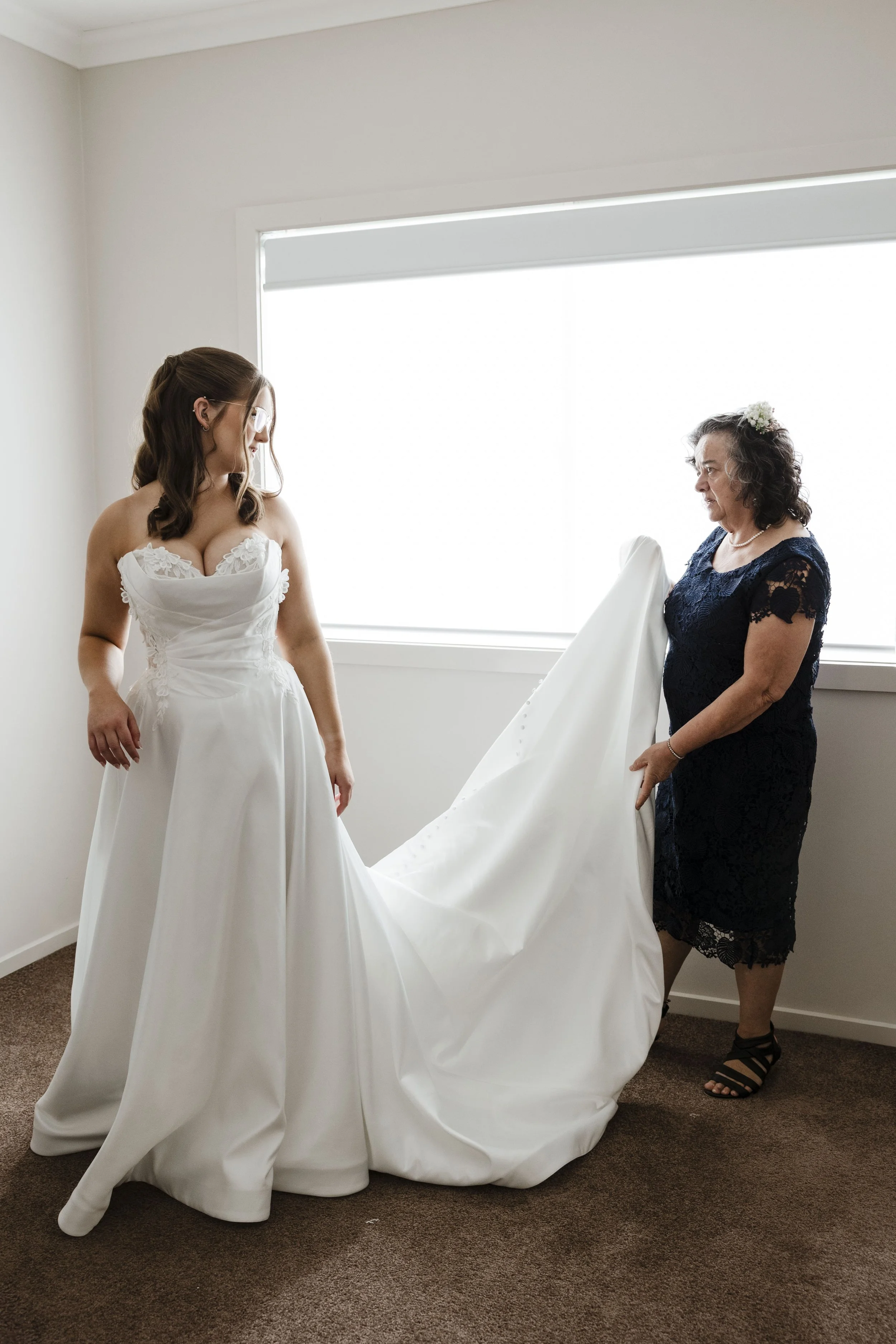 Amelia&Matthew_Highlights-46.jpg