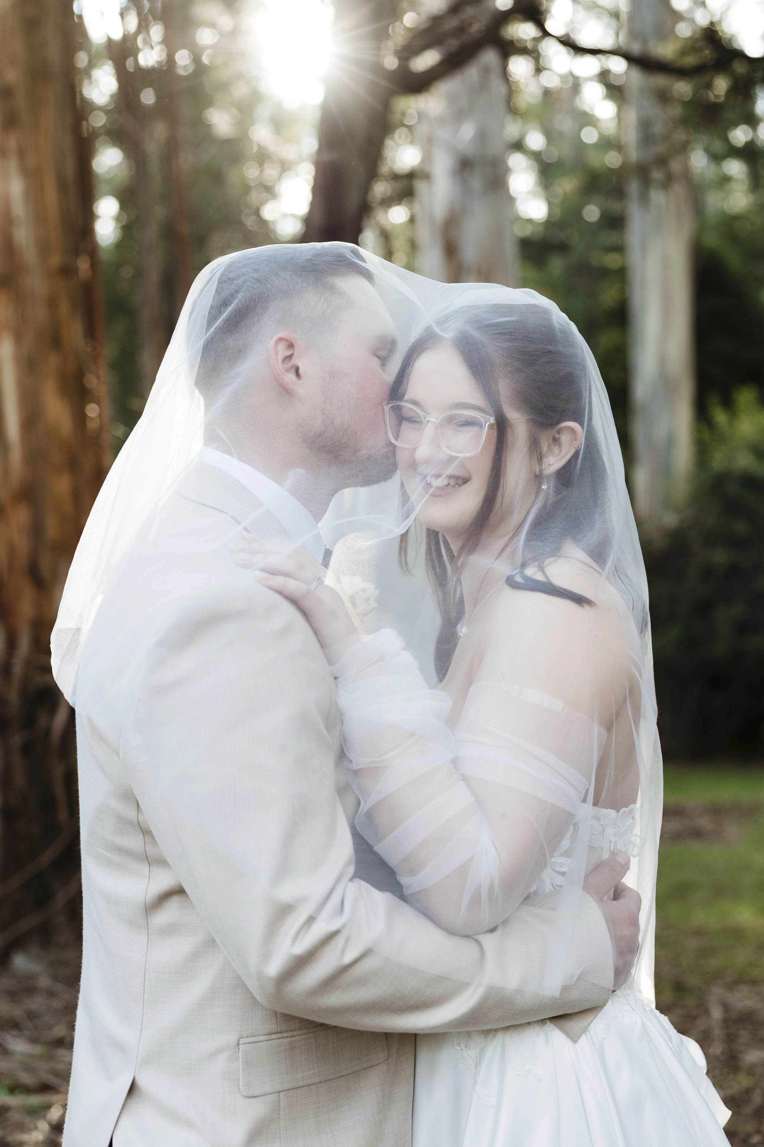 Amelia&Matthew_Highlights-222.jpg