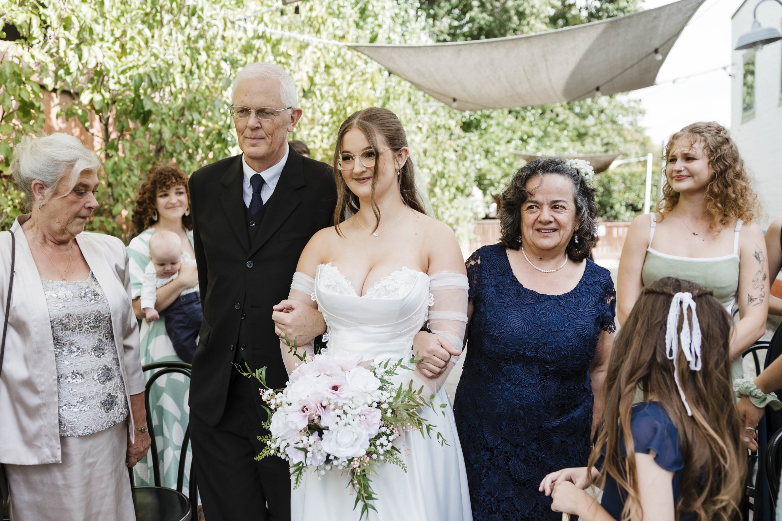 Amelia&Matthew_Highlights-86.jpg