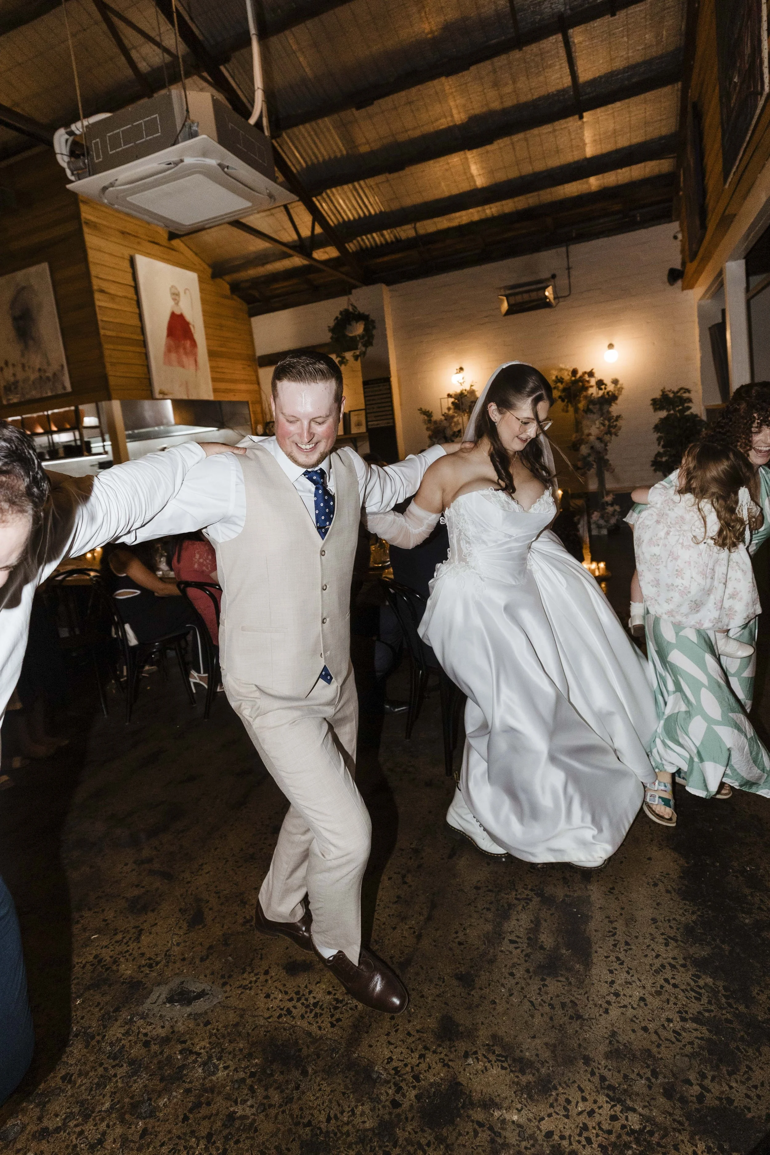 Amelia&Matthew_Highlights-267.jpg