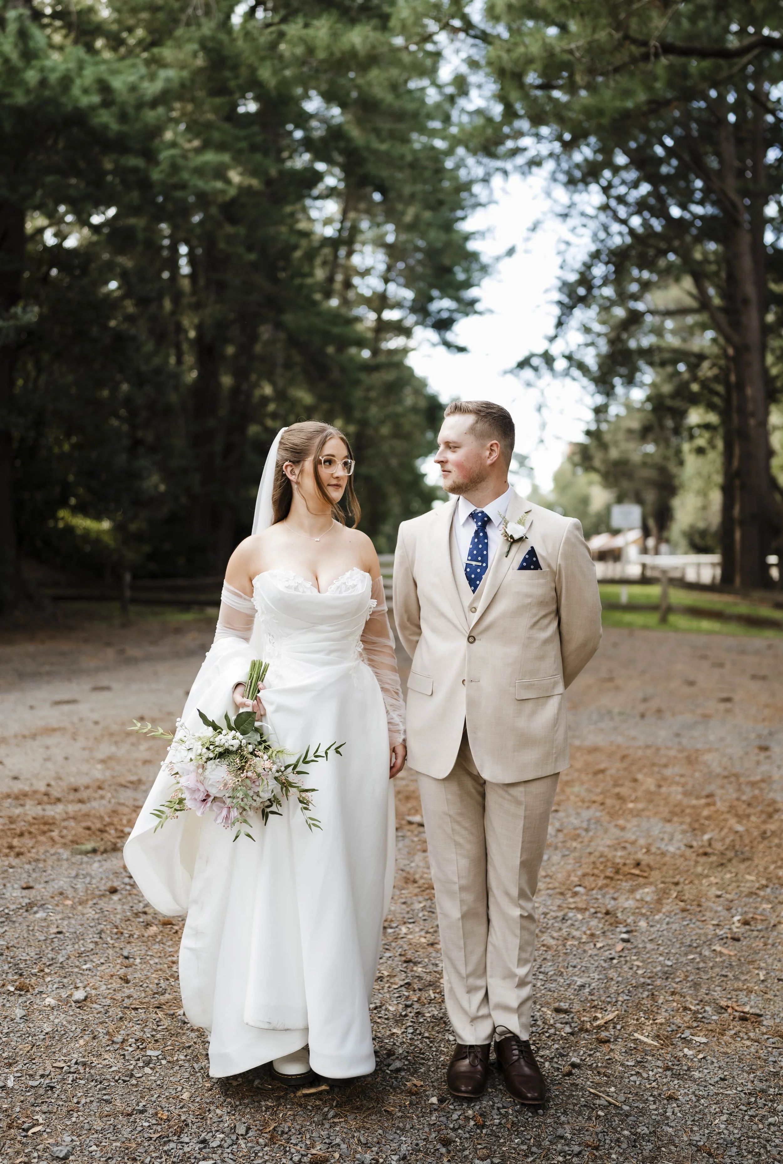 Amelia&Matthew_Highlights-189.jpg