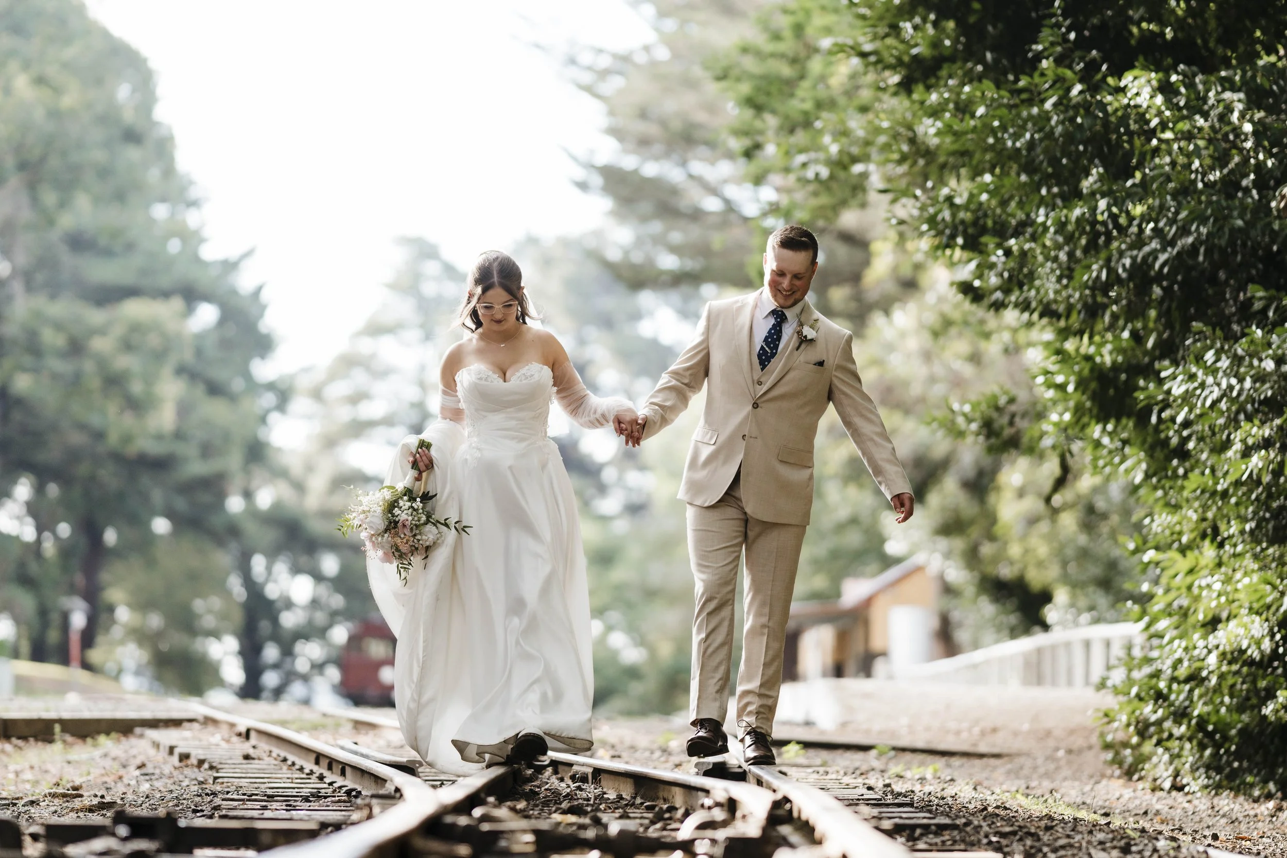 Amelia&Matthew_Highlights-177.jpg