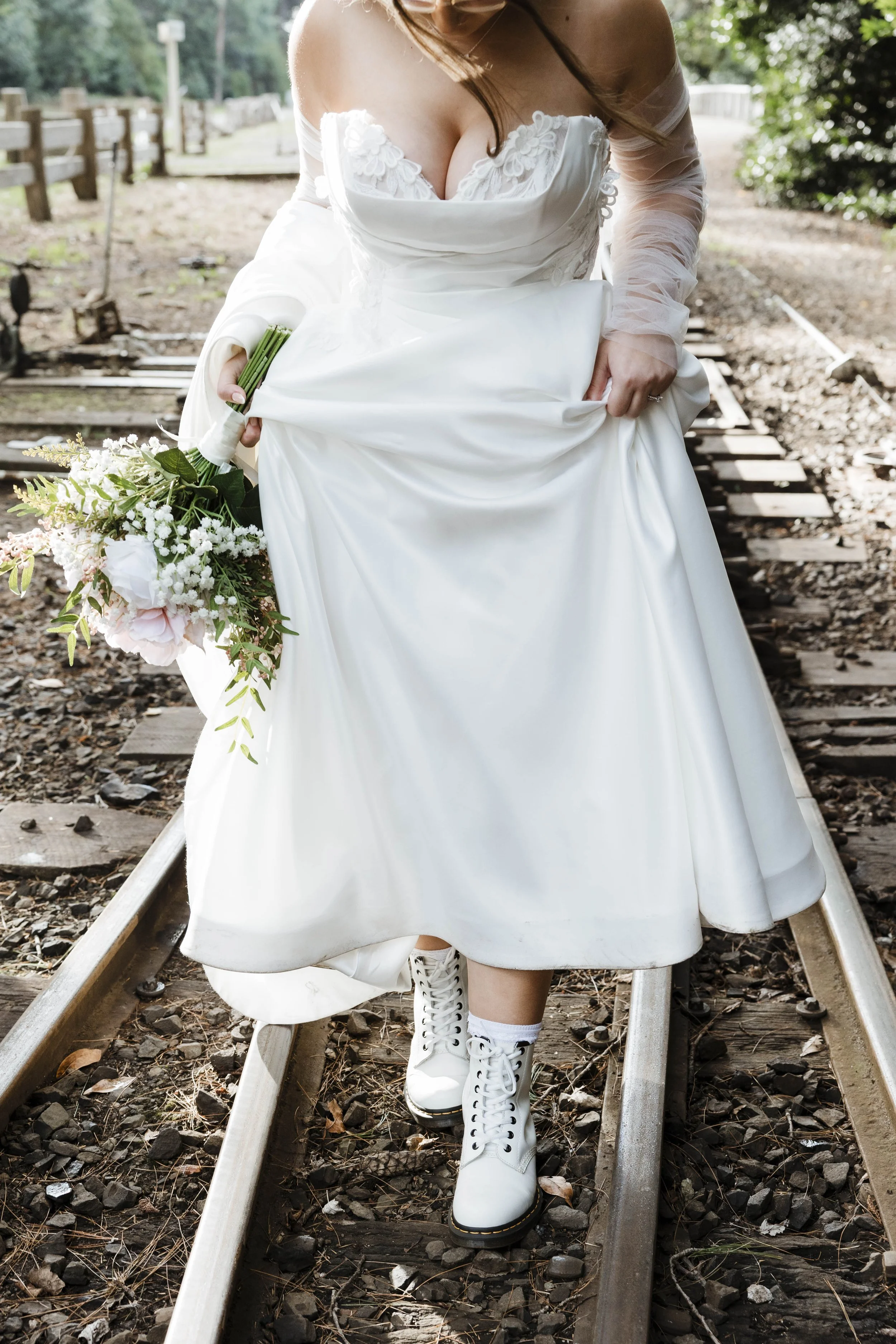 Amelia&Matthew_Highlights-185.jpg