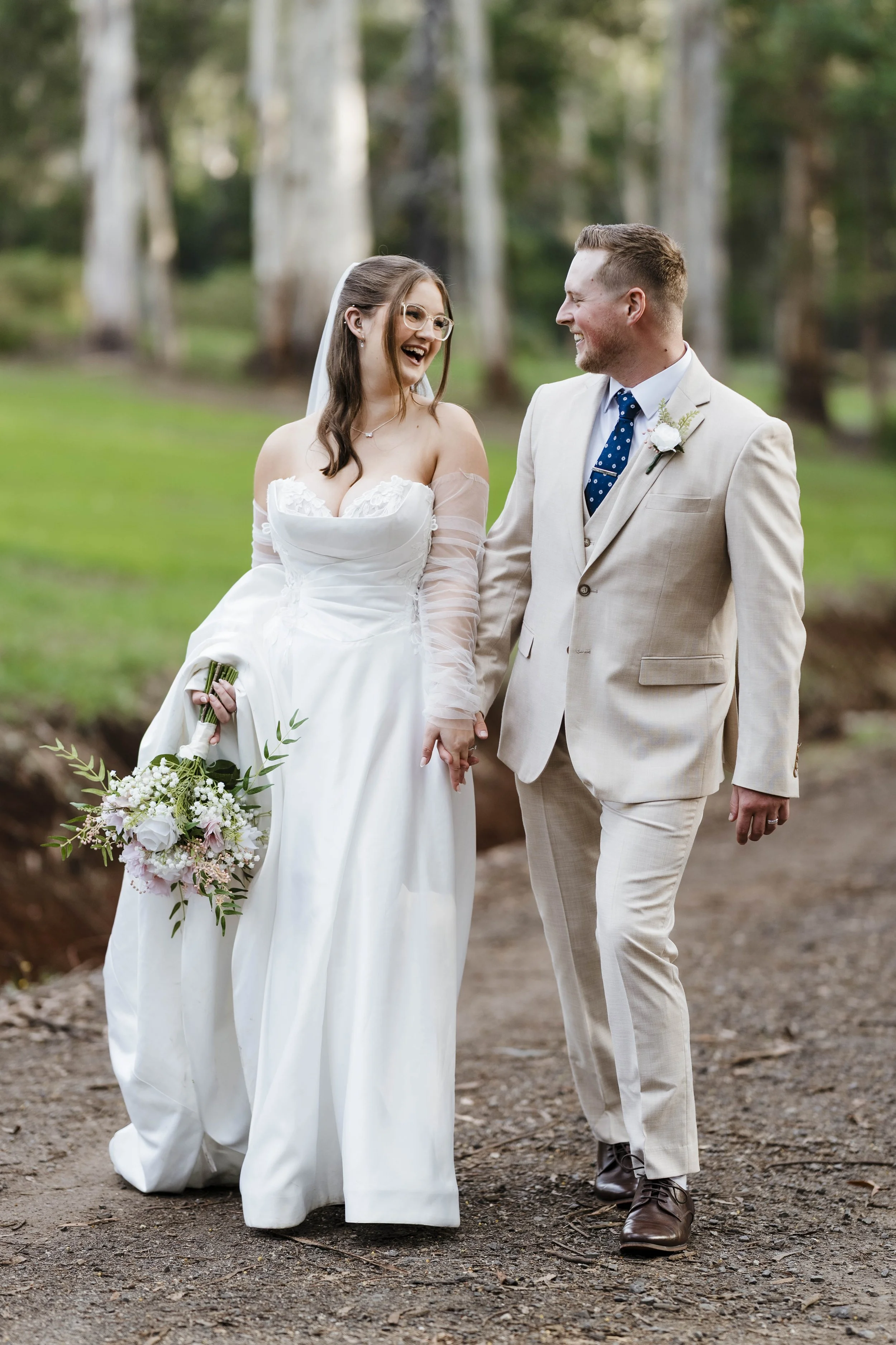 Amelia&Matthew_Highlights-230.jpg