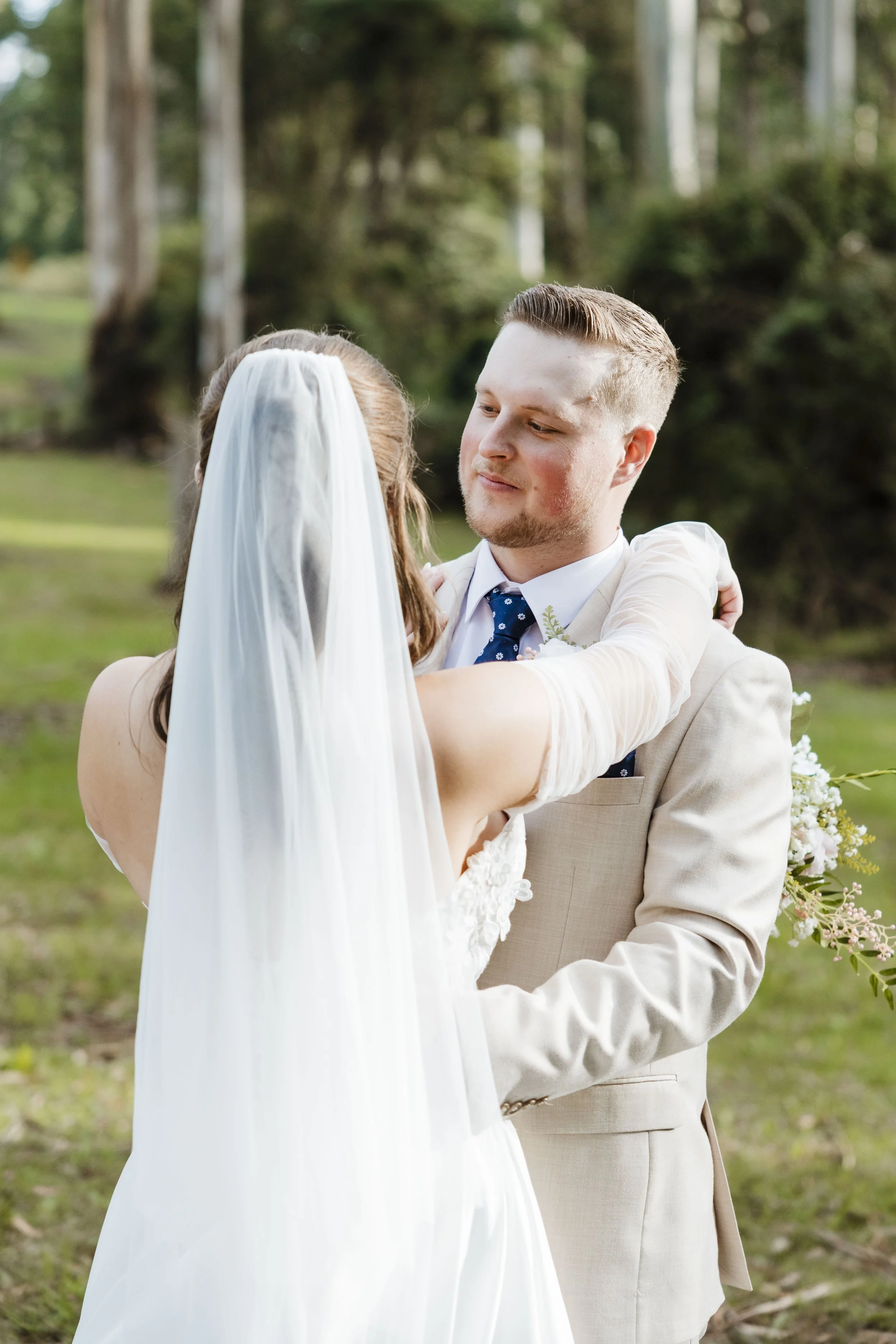 Amelia&Matthew_Highlights-196.jpg